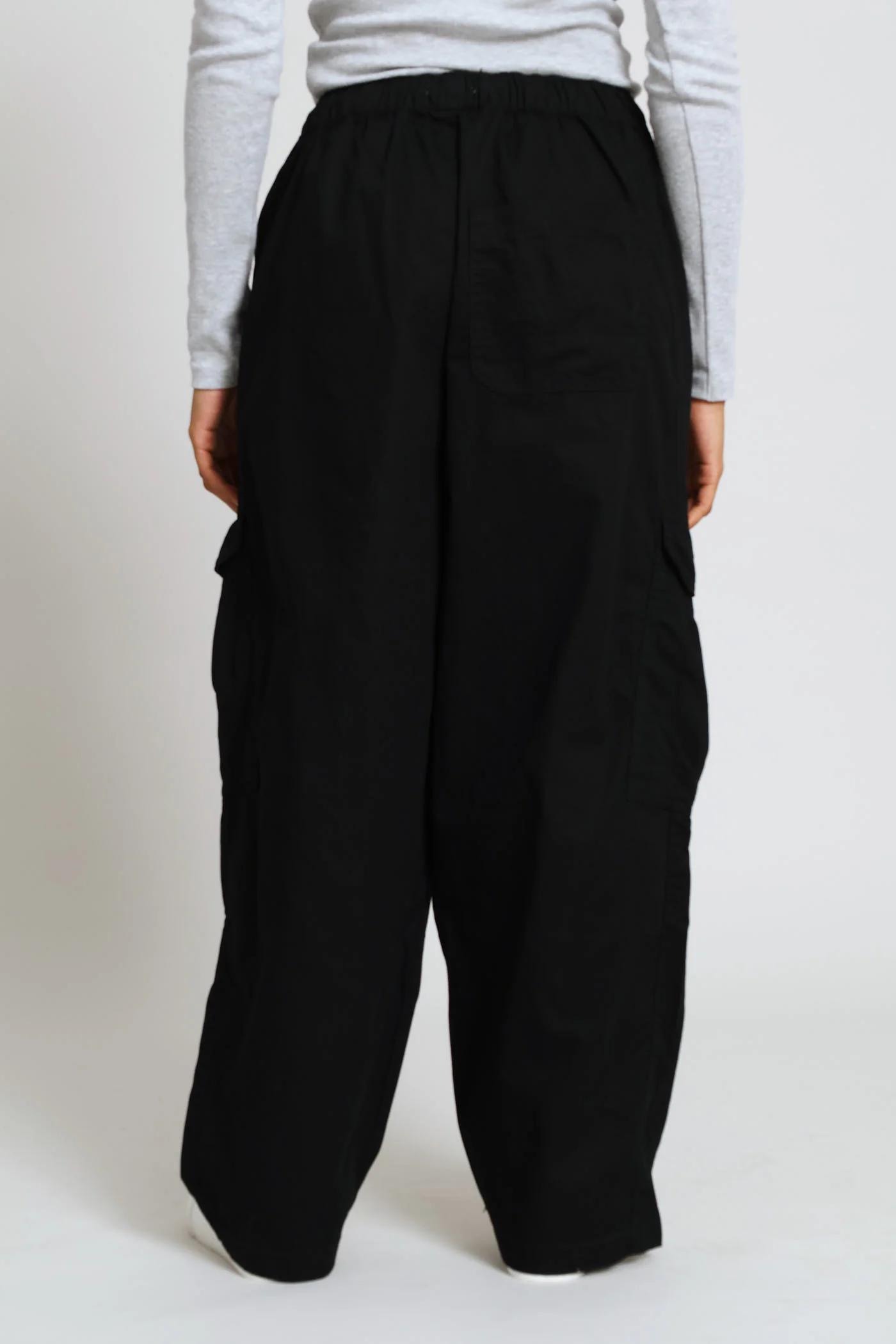 Barrel Cargo Trouser - Black - Image 4