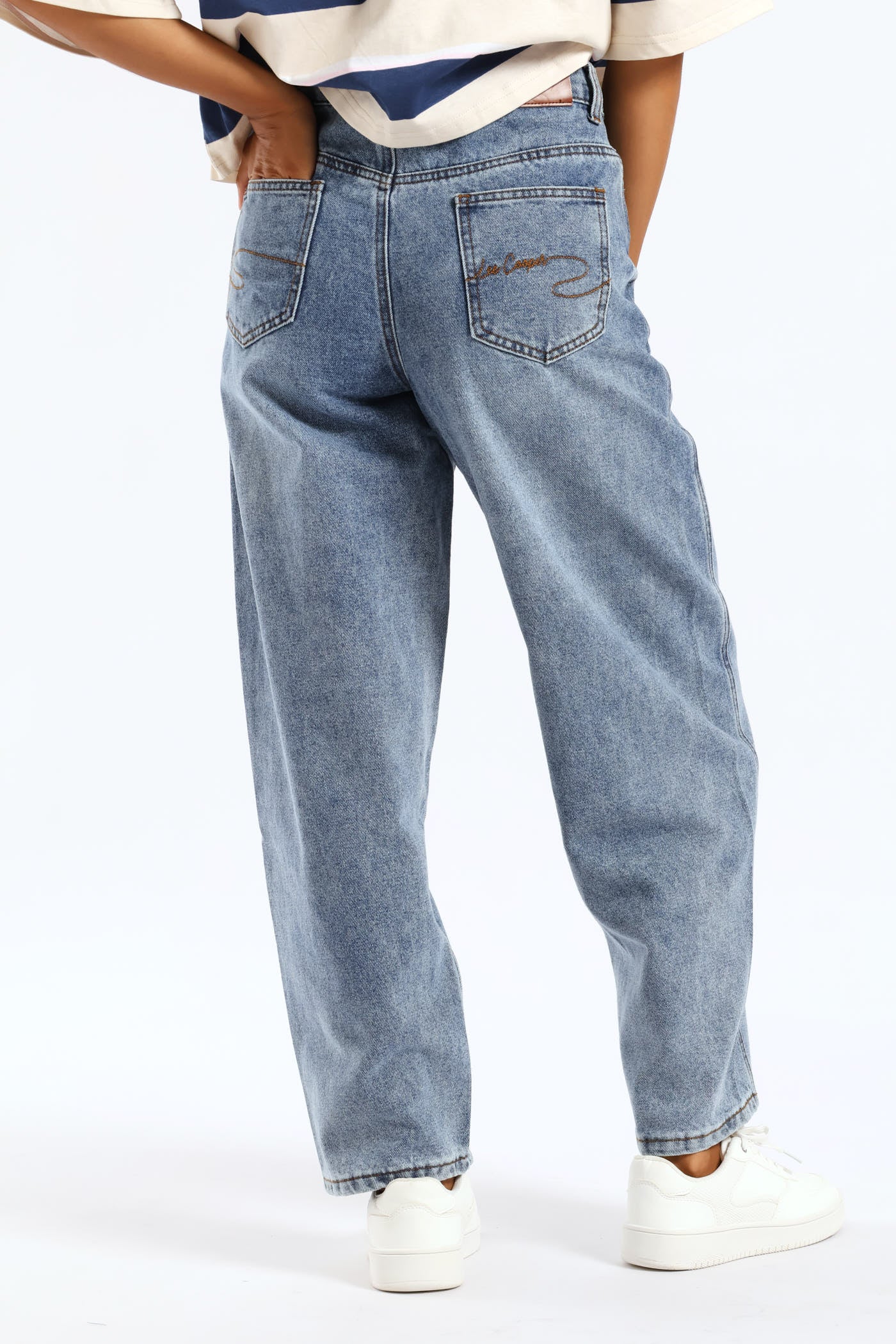 Barrel Leg Denim - Mid Wash - Image 5