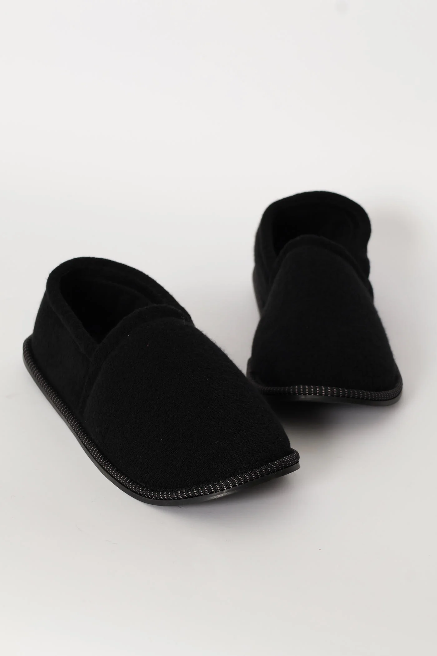 Basic Closed Back Slipper - Black - Image 5
