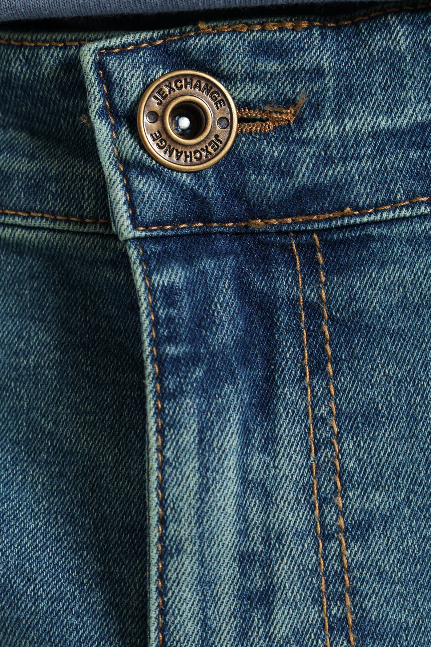 Basic Denim - Mid Wash - Image 5
