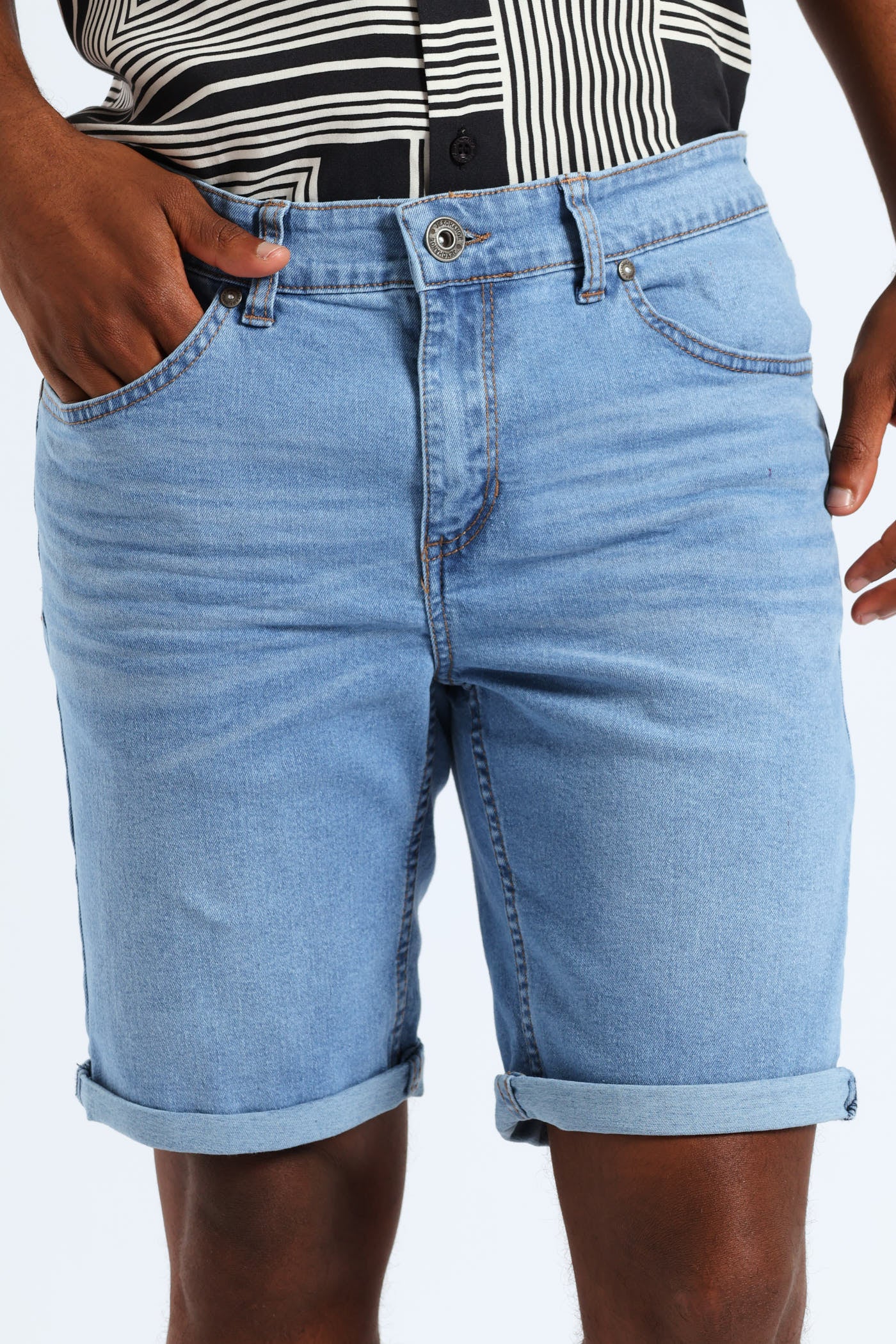 Basic Denim Short - Light Wash - Image 3