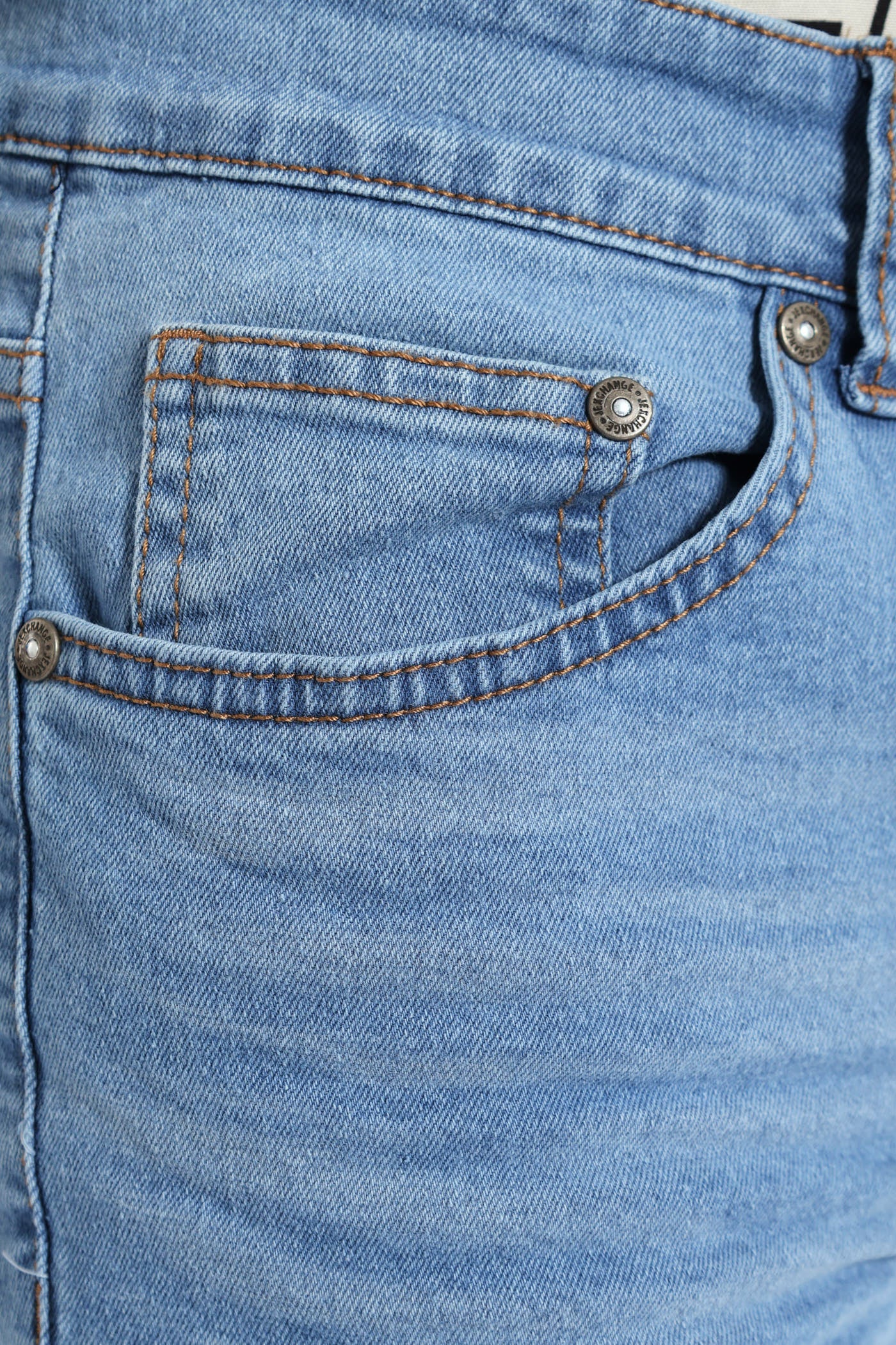 Basic Denim Short - Light Wash - Image 5