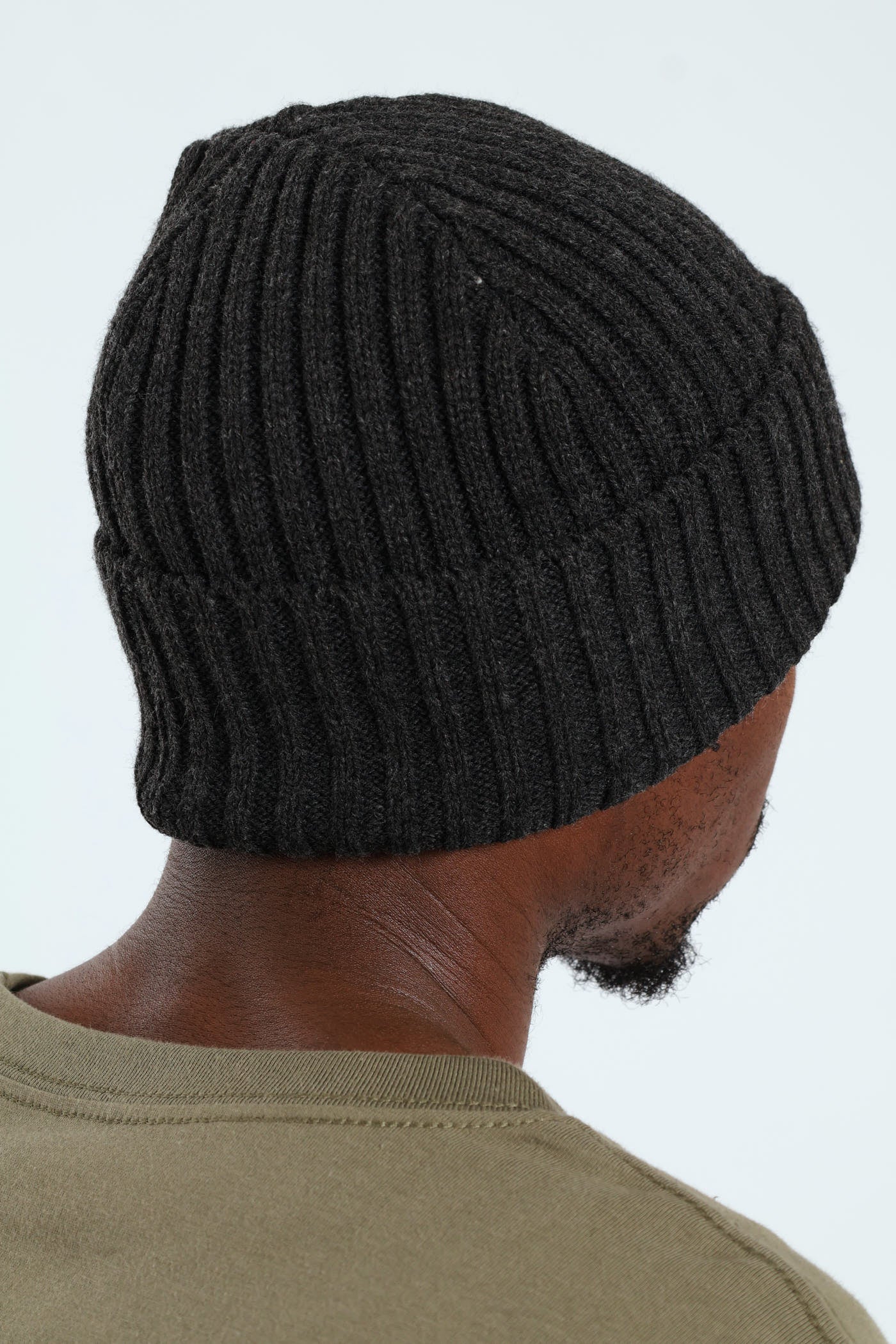 Basic Embroided Logo Beanie - Black - Image 3