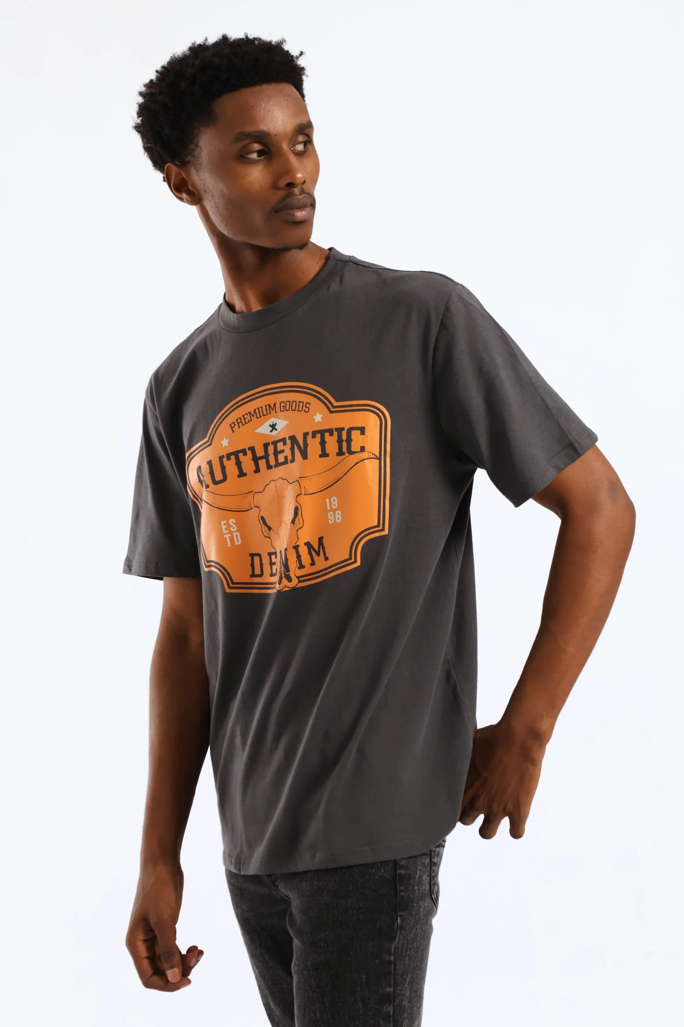 Basic Print Tee - Charcoal - Image 5