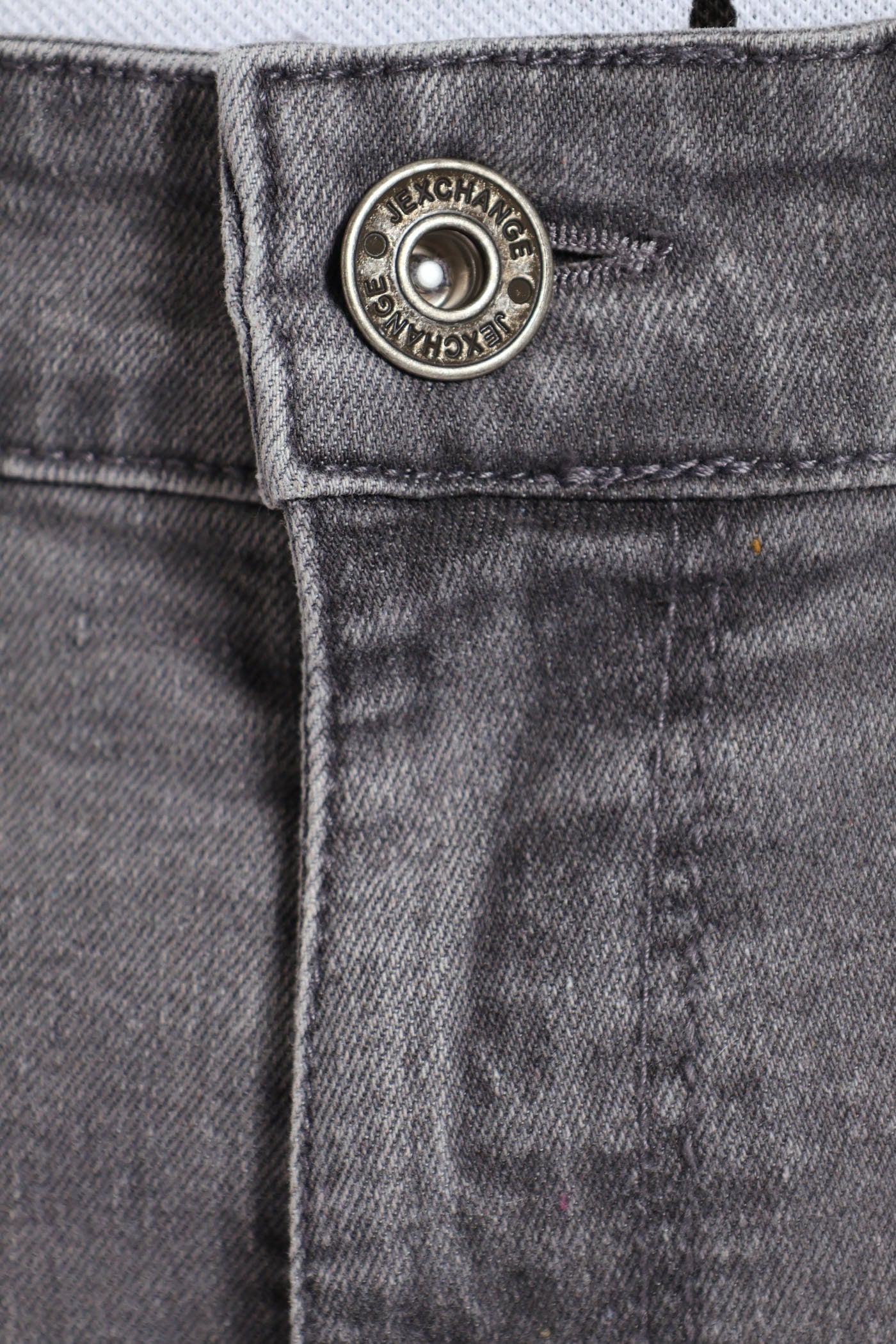 Basic Wash Denim Shorts - Grey - Image 5