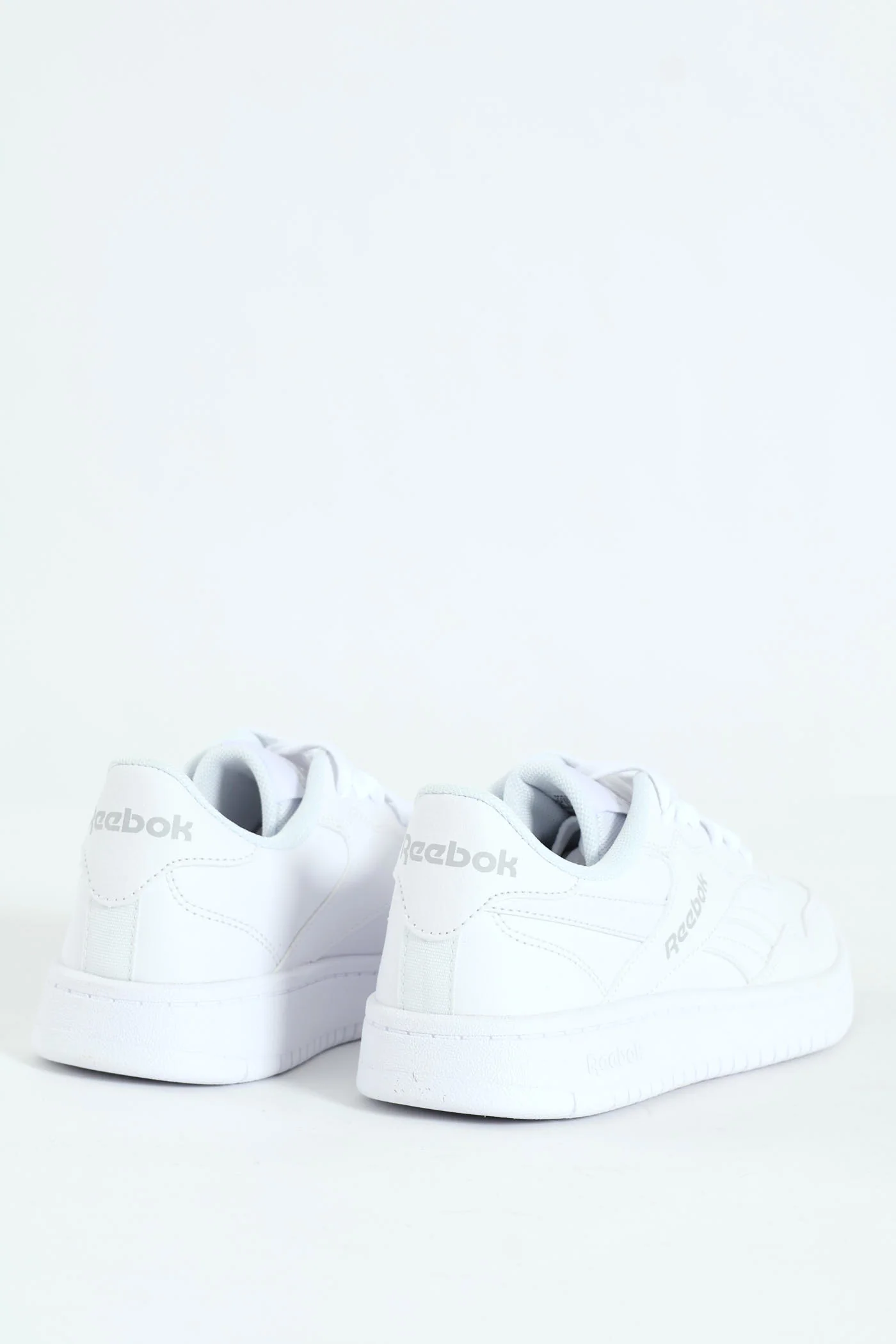 1000 Classic Lace Up Sneaker - White - Image 4