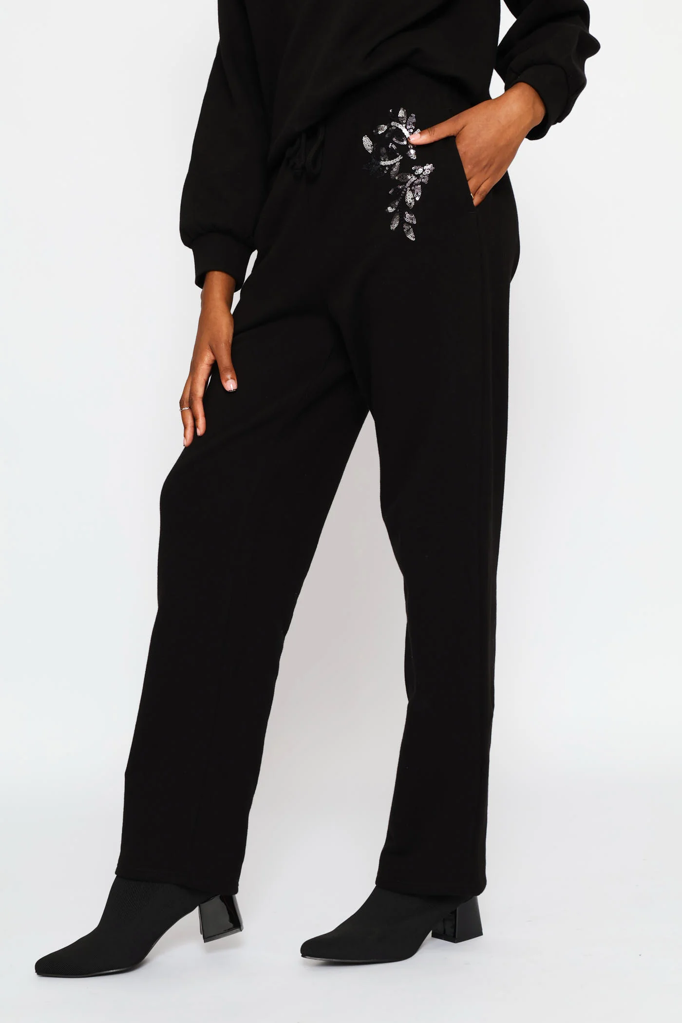 Bead Detail Wideleg Jogger - Black - Image 4