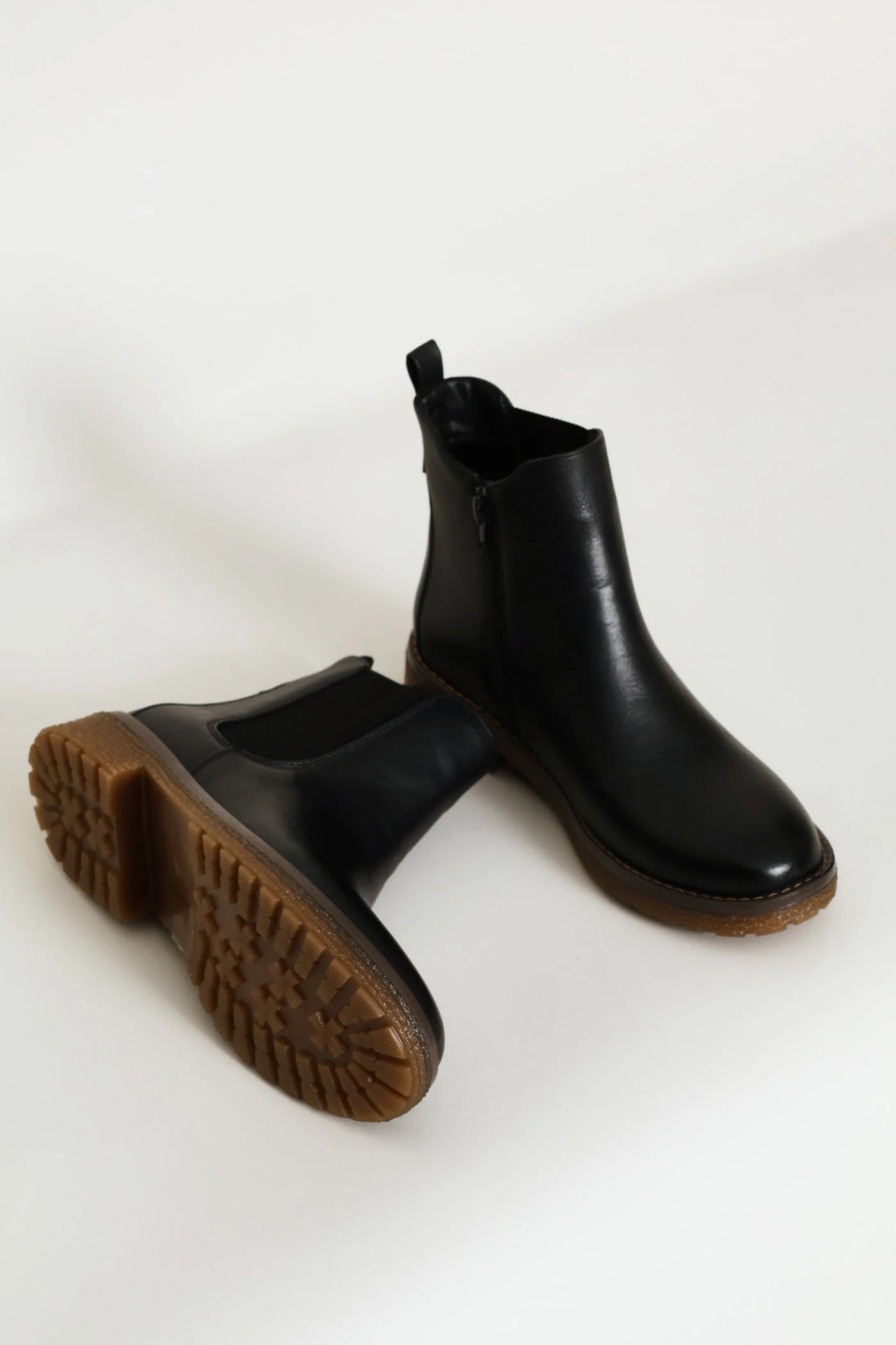 Belinda Lug Sole Chelsea Boot - Black - Image 2