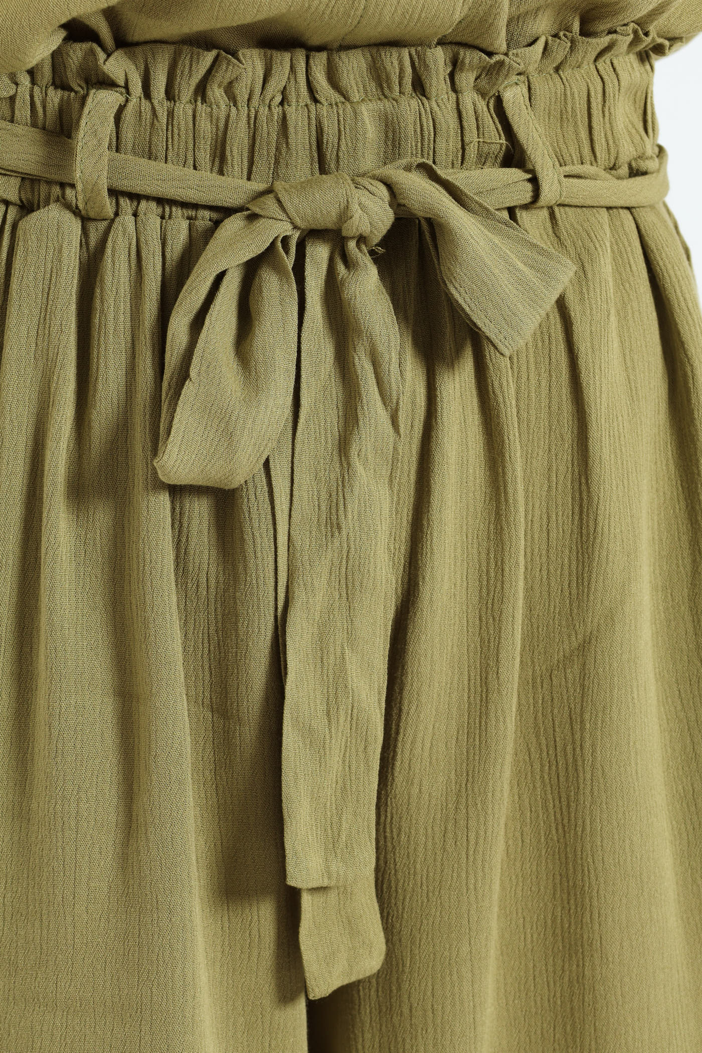 Belted Drapey Mid Thigh Shorts - Image 5