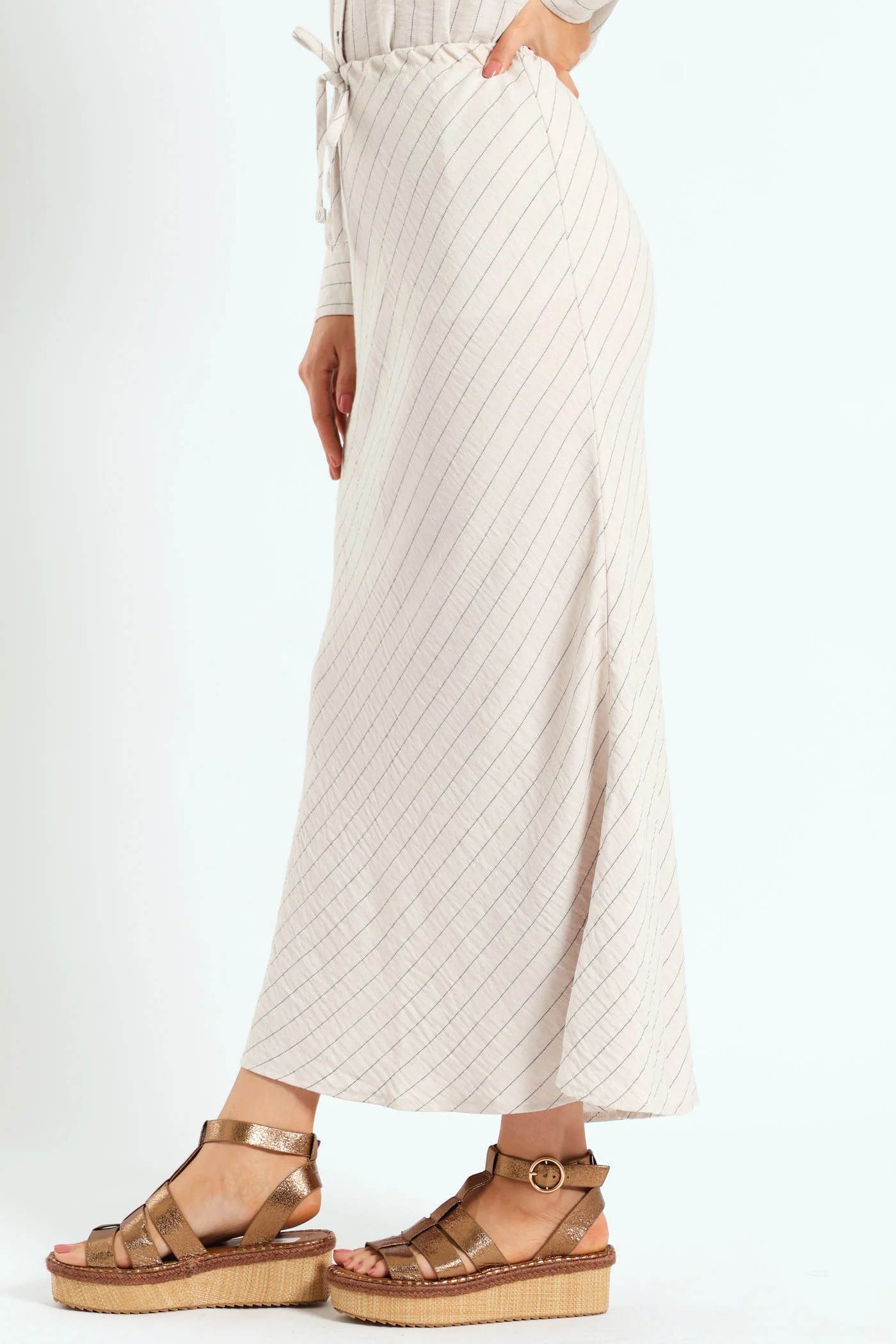 Bias Cut Diagonal Stripe Linen Midi Skirt - Cream/Black - Image 2