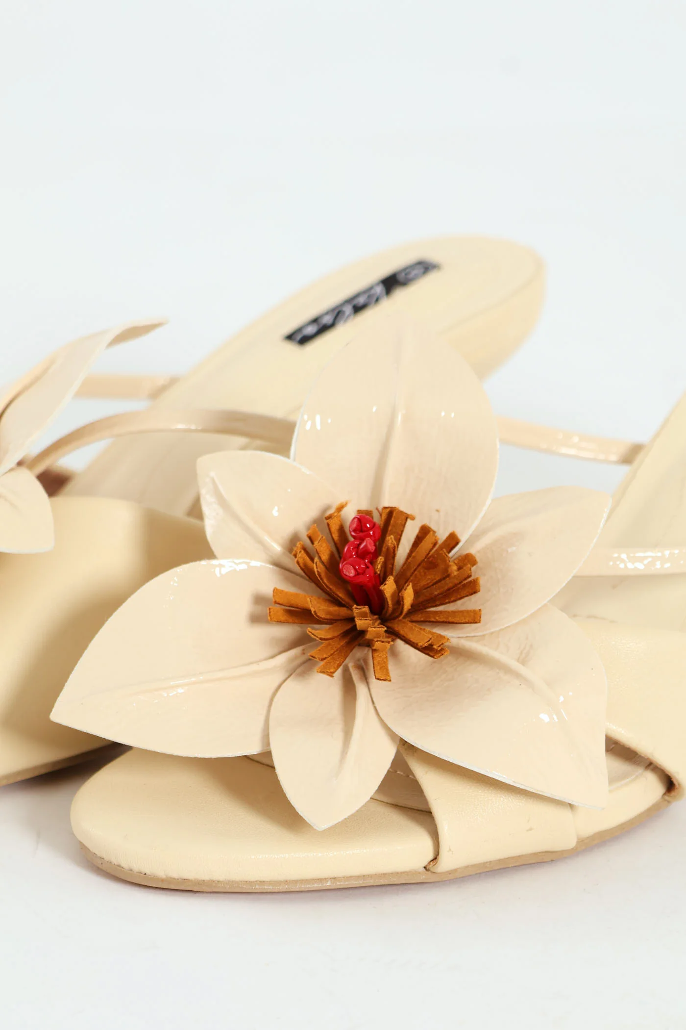Big Flower Heeled Sandal - Off White - Image 2