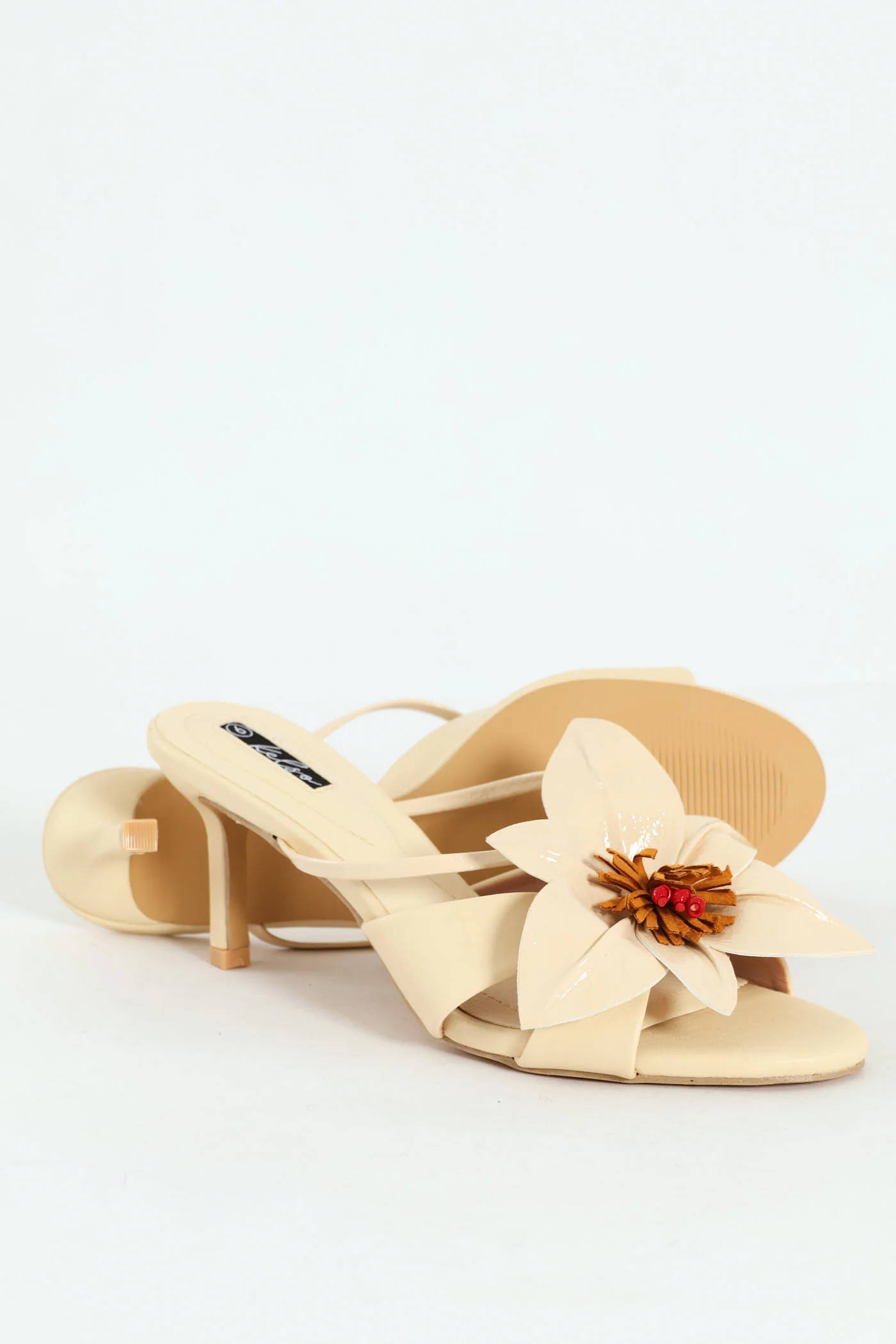 Big Flower Heeled Sandal - Off White - Image 5