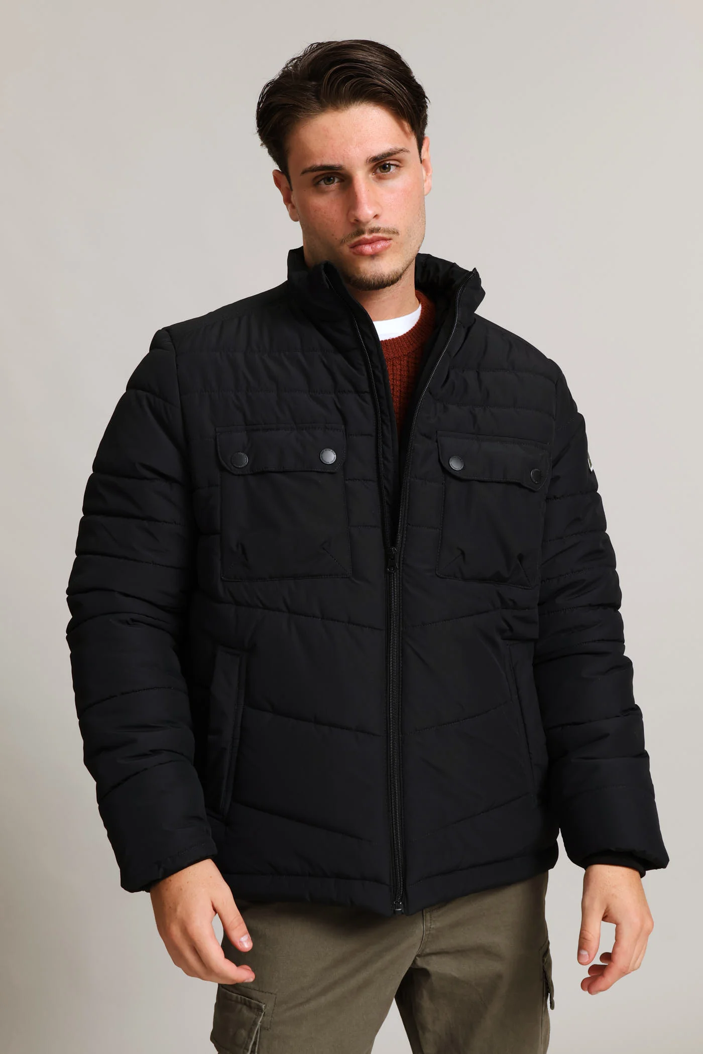 Black Funnel Cargo Pocket Padded - Black - Image 3