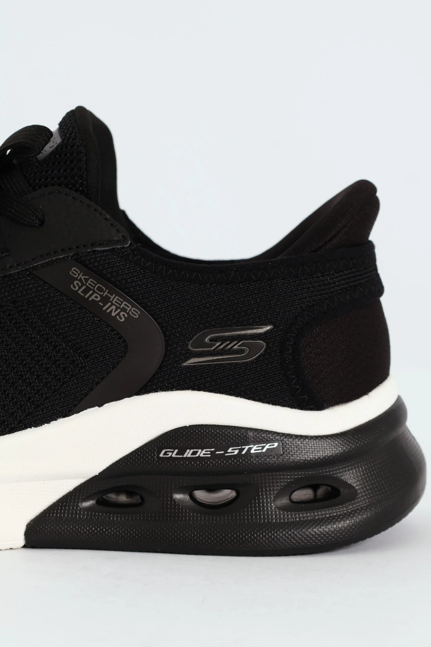 Bobs Arc Waves 2.0 Sneaker - Black/White - Image 2