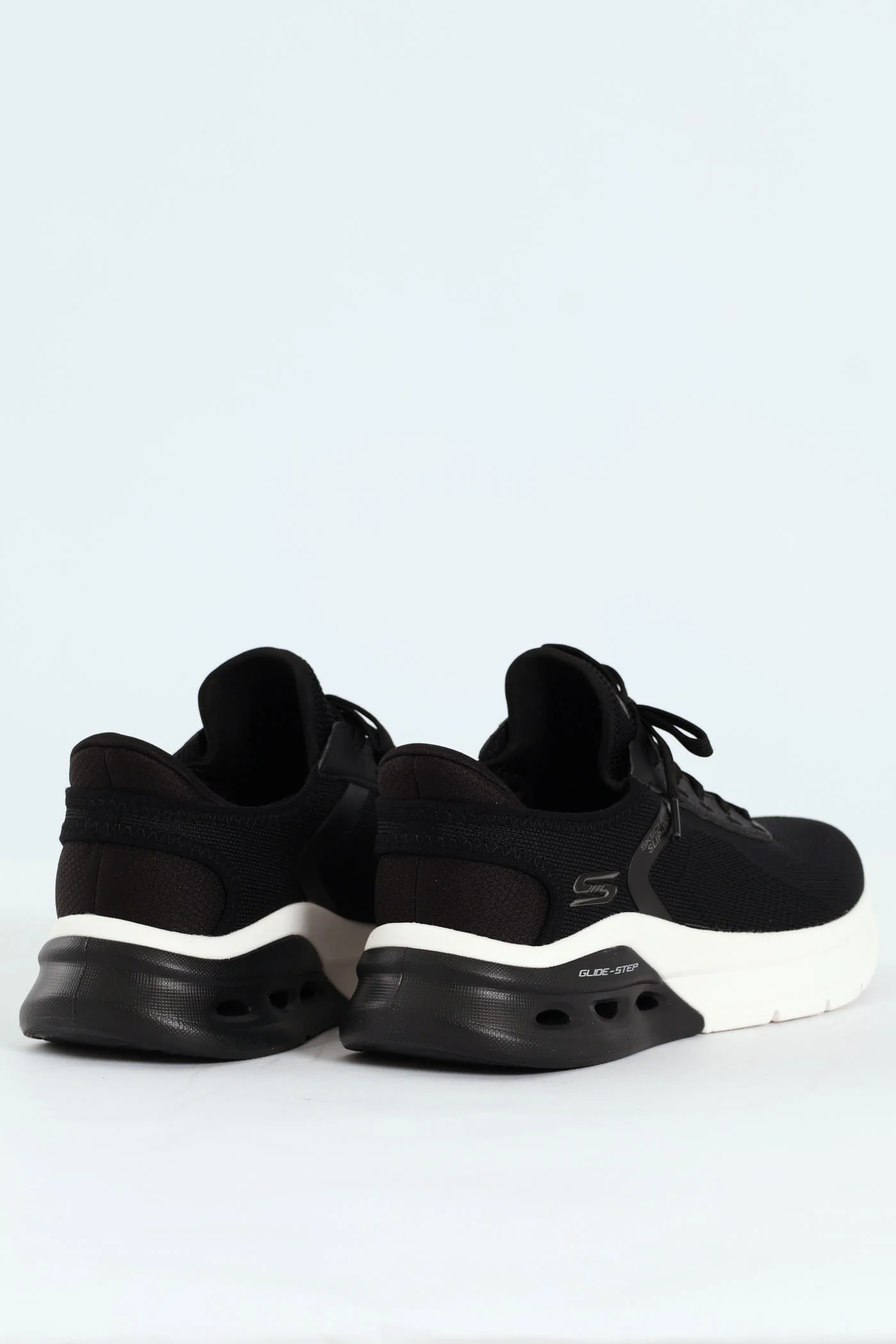 Bobs Arc Waves 2.0 Sneaker - Black/White - Image 3
