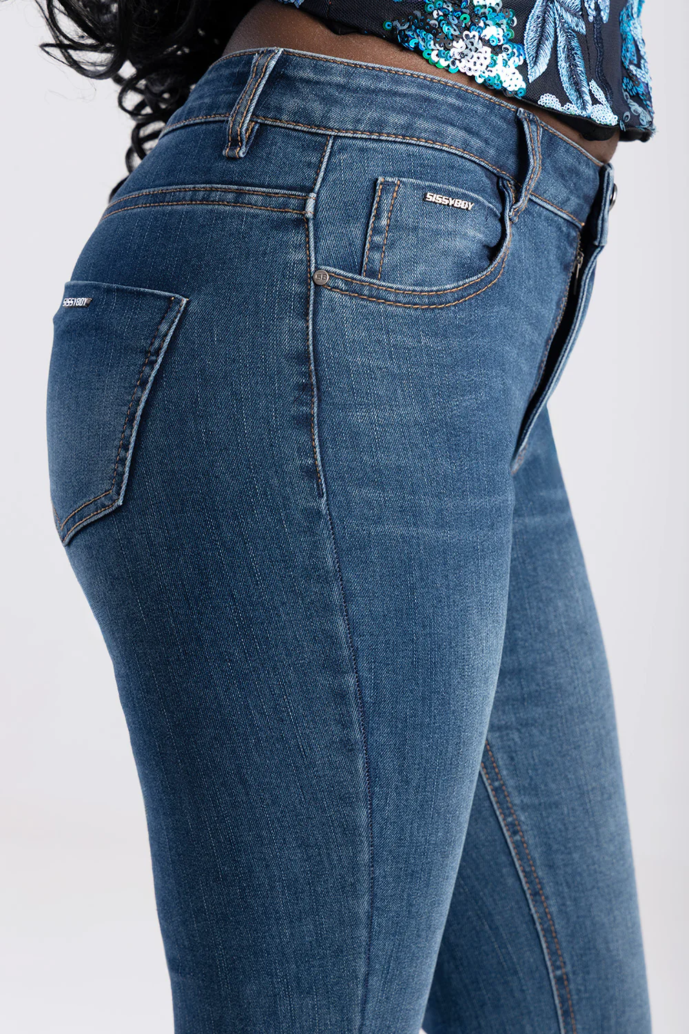 Bootleg Denim Jean - Med Wash - Image 6