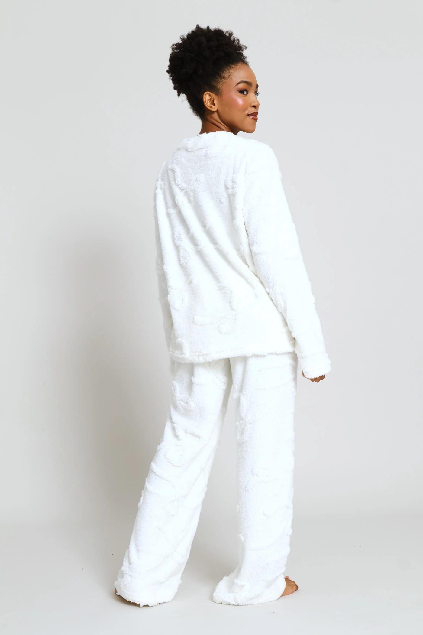 Bows Embossed Polar Fleece Long Sleeve Top & Pant Set - Cream - Image 5