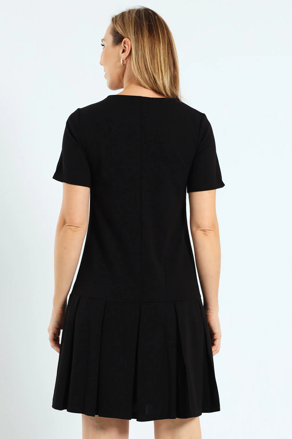 Box Pleated Hem Shift Dress - Black - Image 4