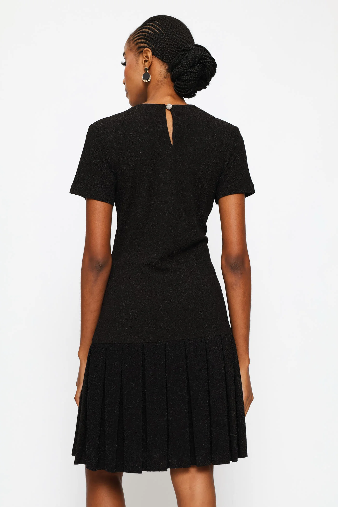 Box Pleated Shimmer Shift Dress - Black - Image 4