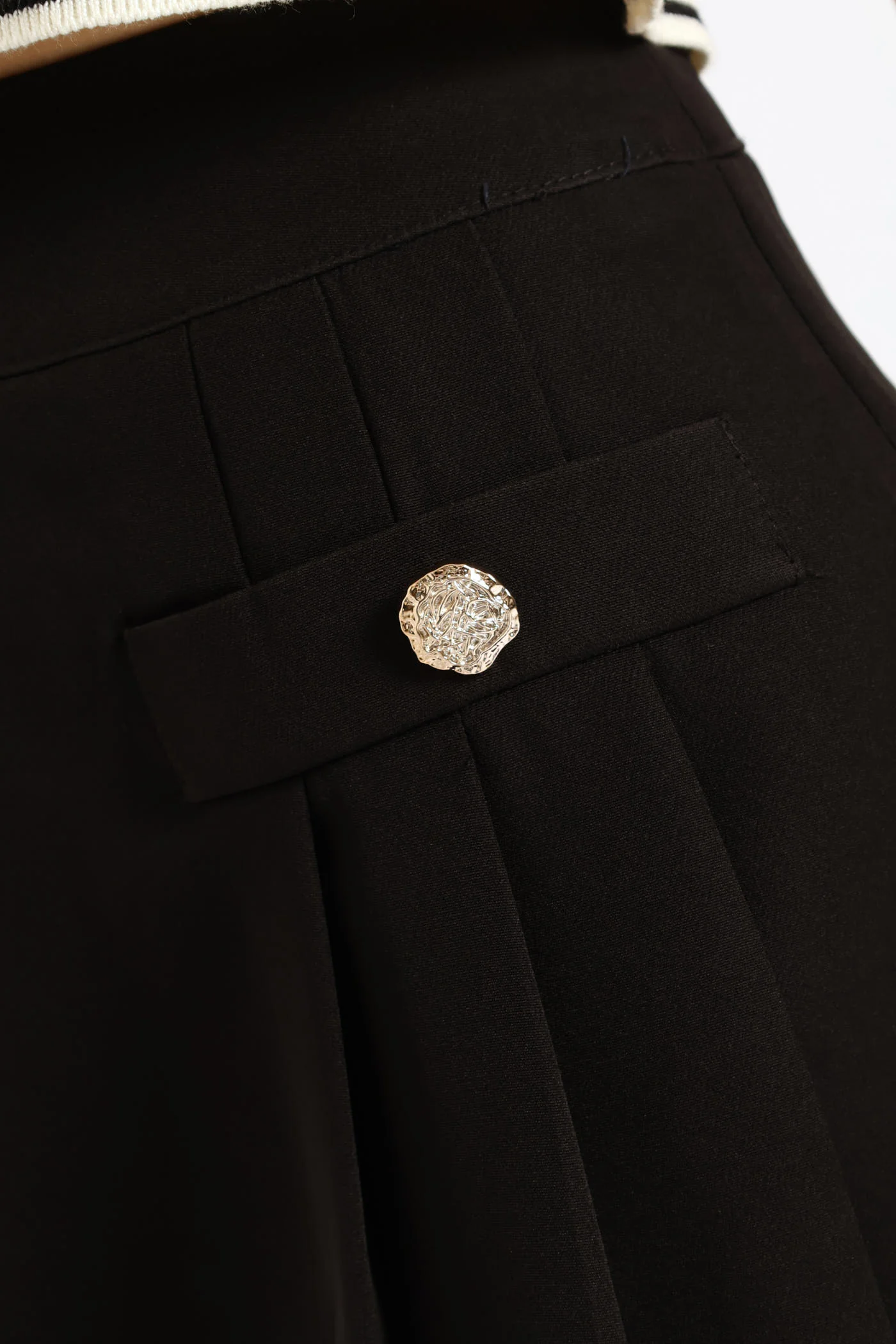 Box Pleated Skirt - Black - Image 3