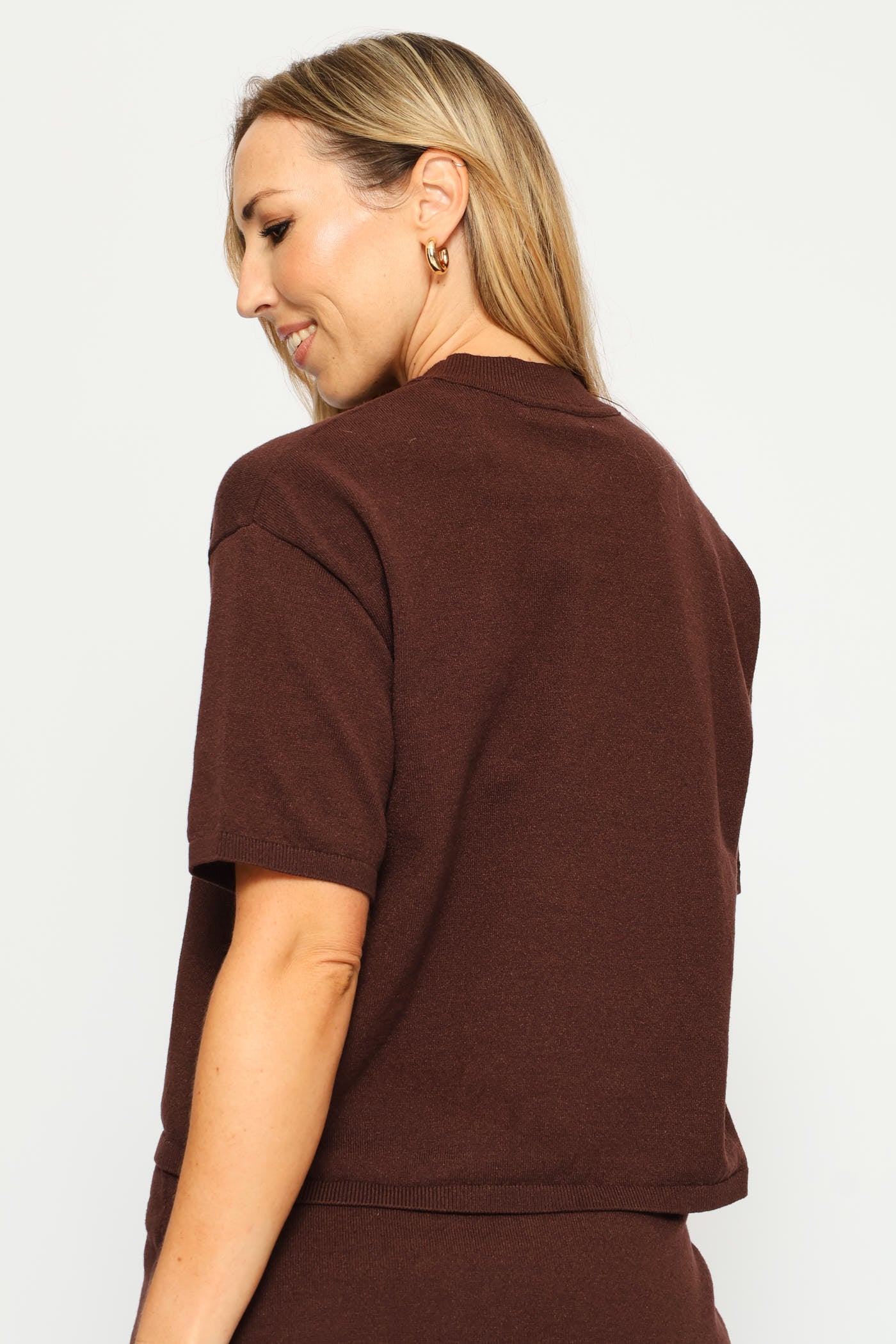 Boxy Knitwear Tee - Chocolate - Image 4
