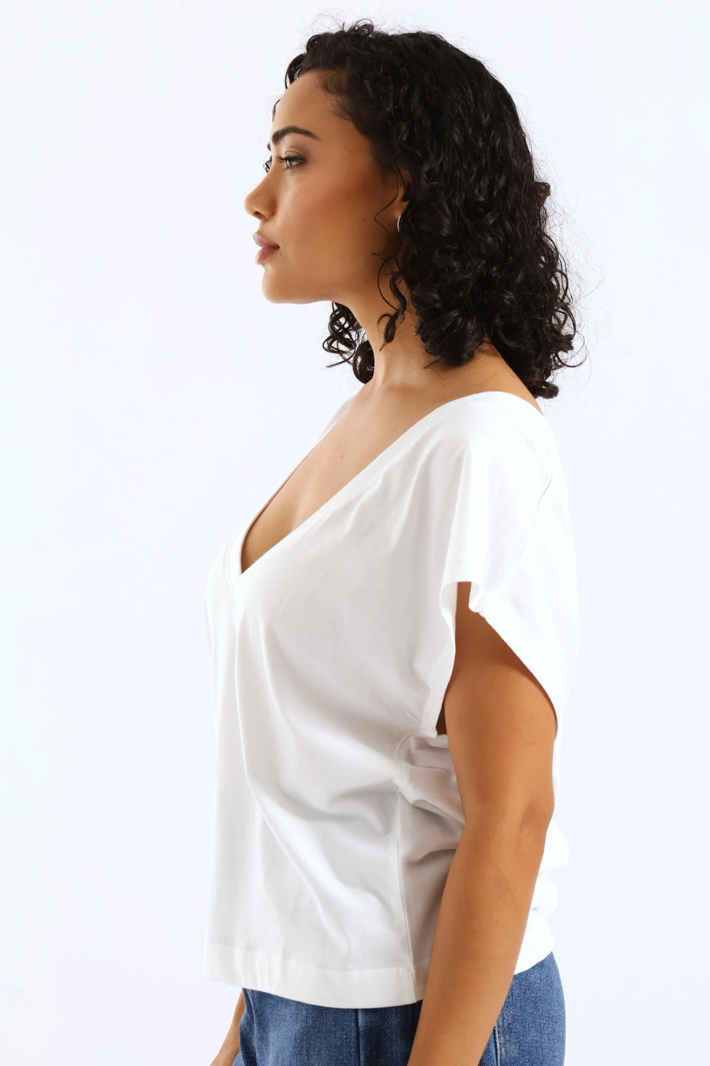 Boxy V-Tee - White - Image 3