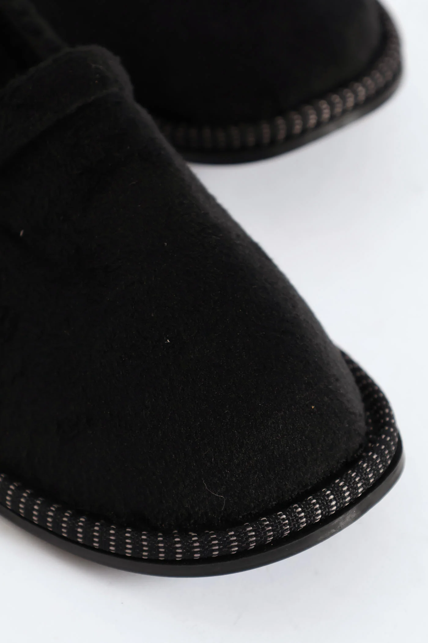 Boys Basic Slipper - Black - Image 2