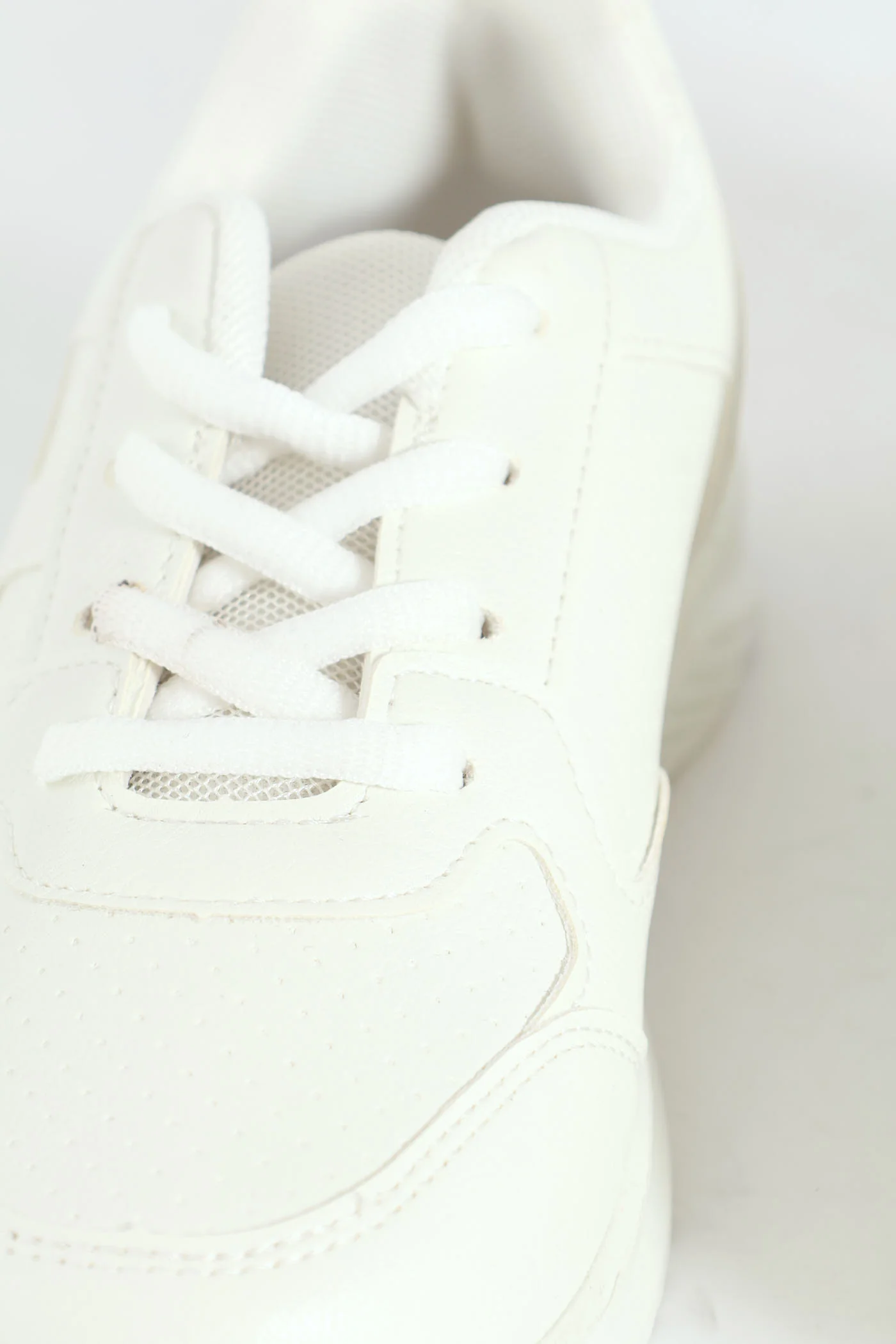 Boys BTS Sneaker - White - Image 5