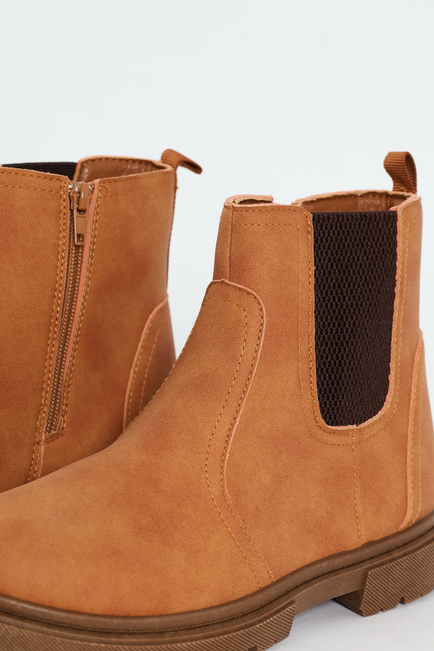 Boys Chelsea Boot - Tan - Image 4