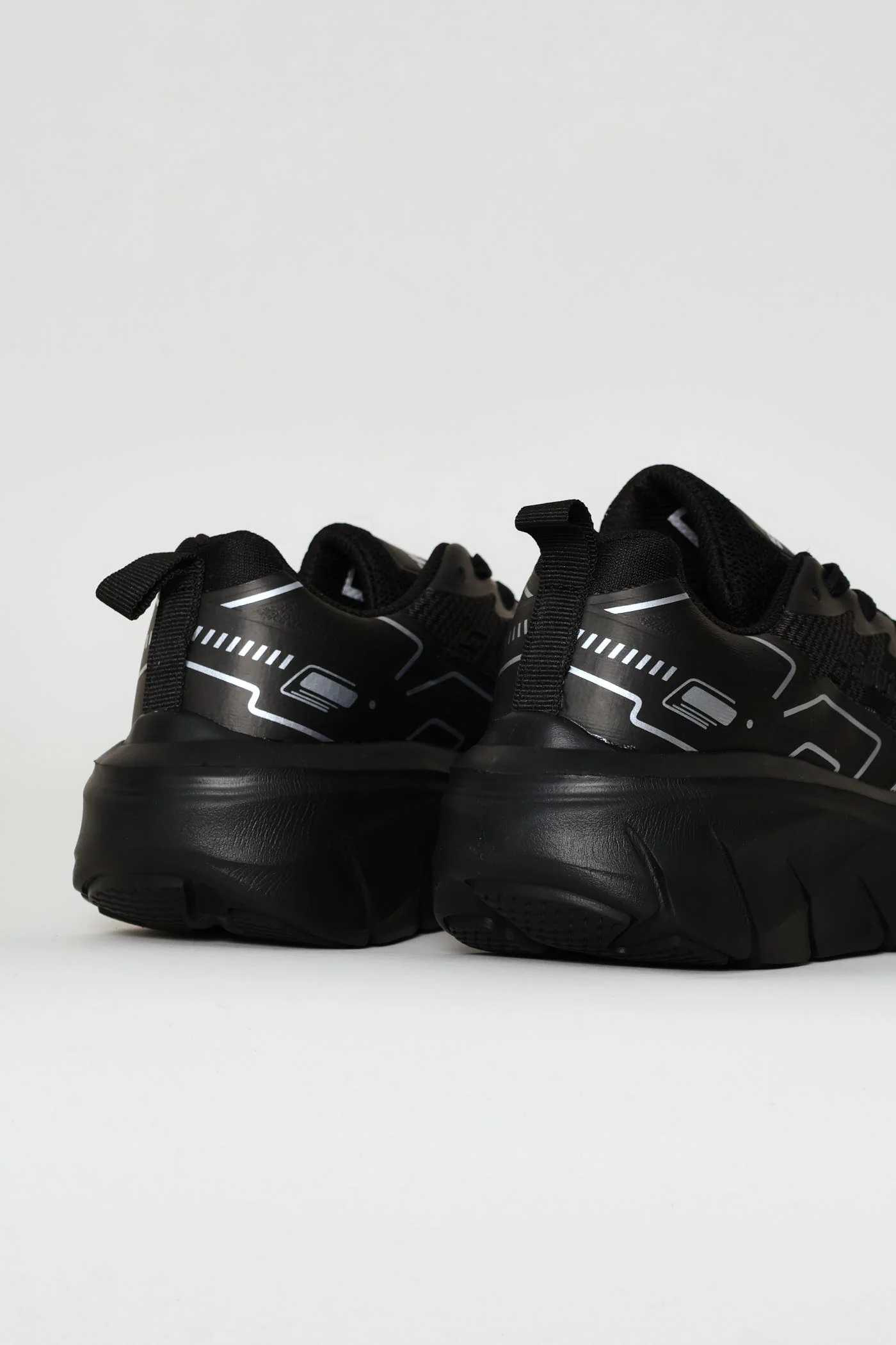 Boys Clifton Hiker Shoe - Black - Image 4