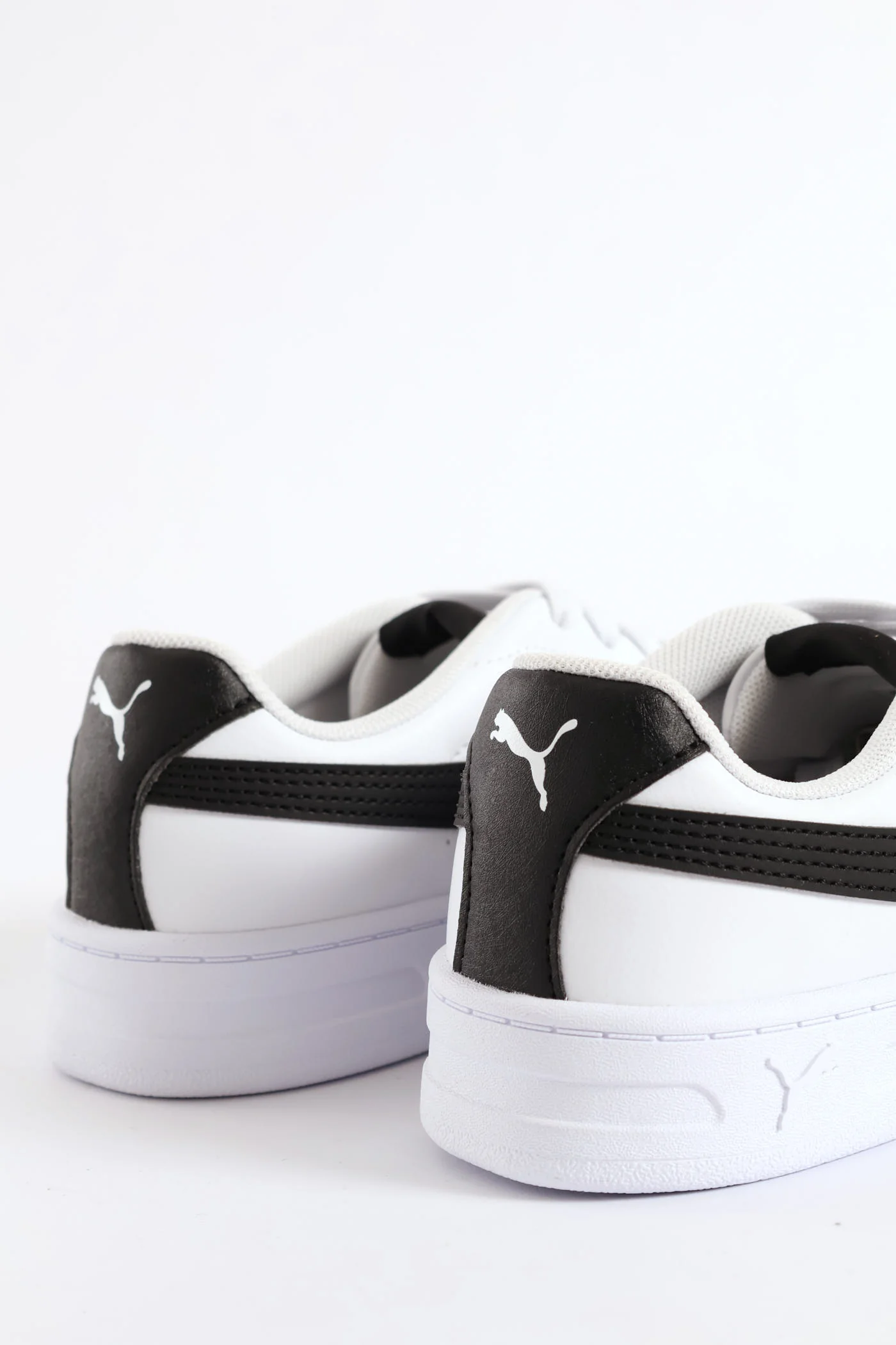 Boys Court Classic Clean Sneaker - White/Black - Image 7