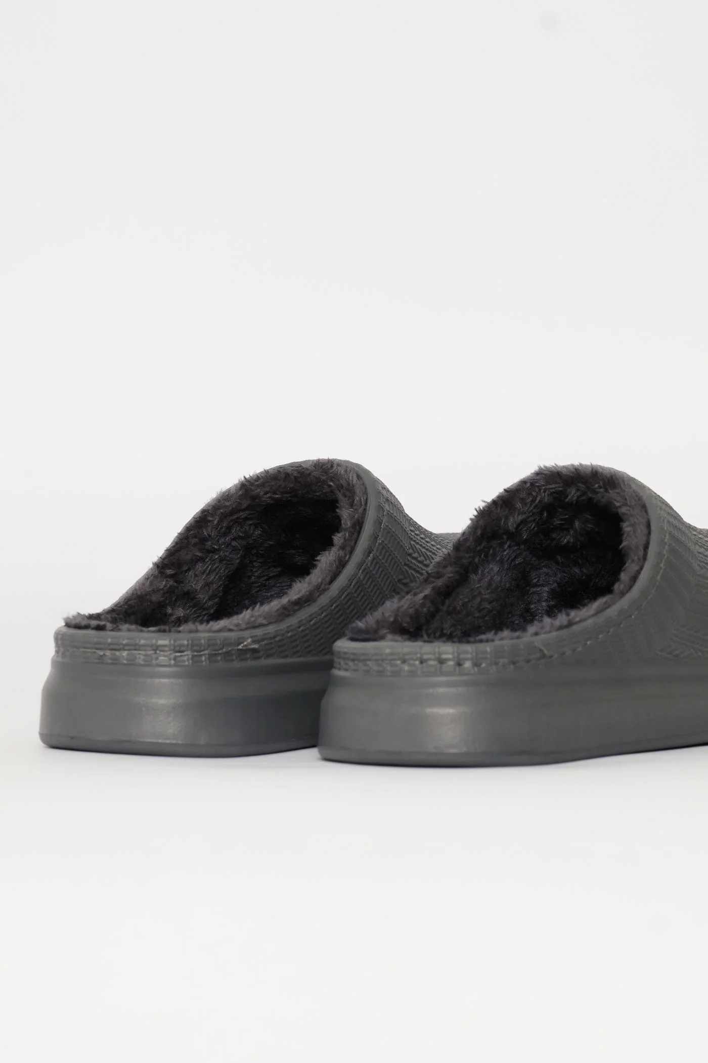 Boys Fur Lined Moulded Slipper - Charcoal - Image 5