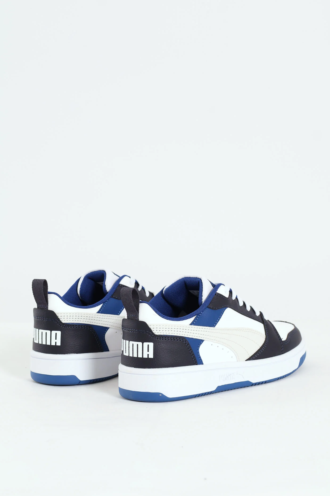 Boys Puma Rebound V6 Low Sneaker - White/Blue - Image 3
