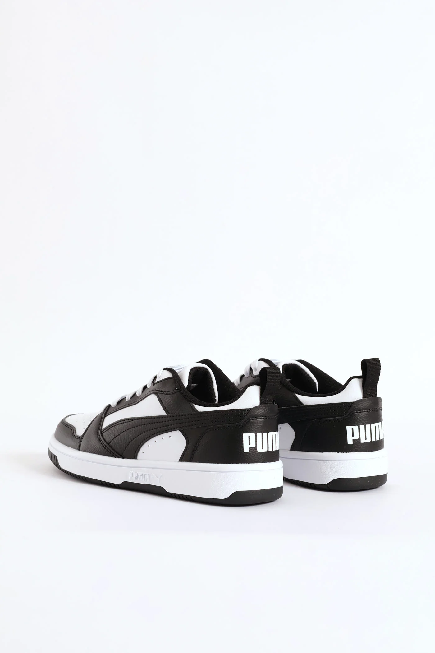 Boys Rebound V6 Lo Sneaker - Black/White - Image 2