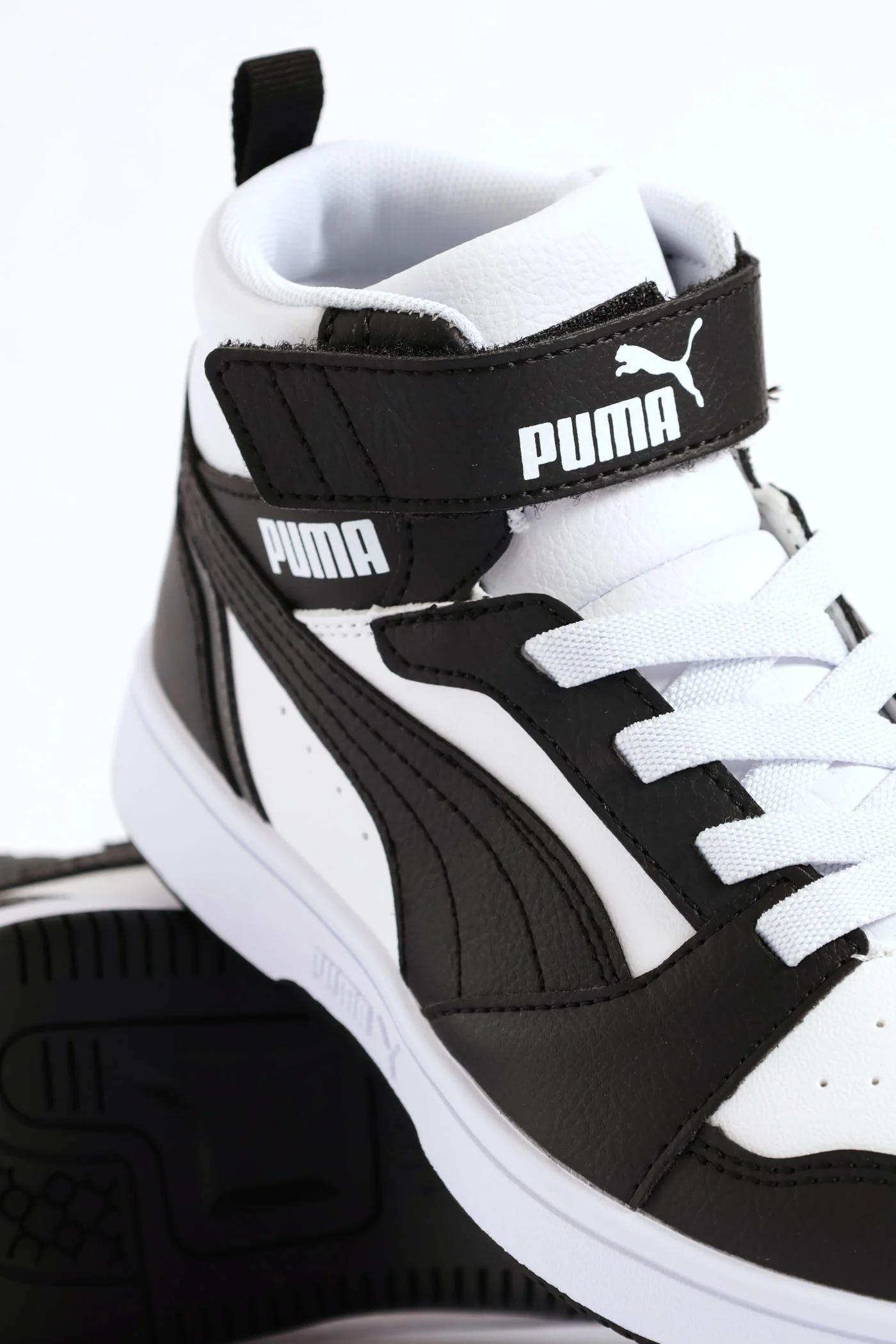 Boys Rebound V6 Mid Ac+ Sneaker - White/Black - Image 6