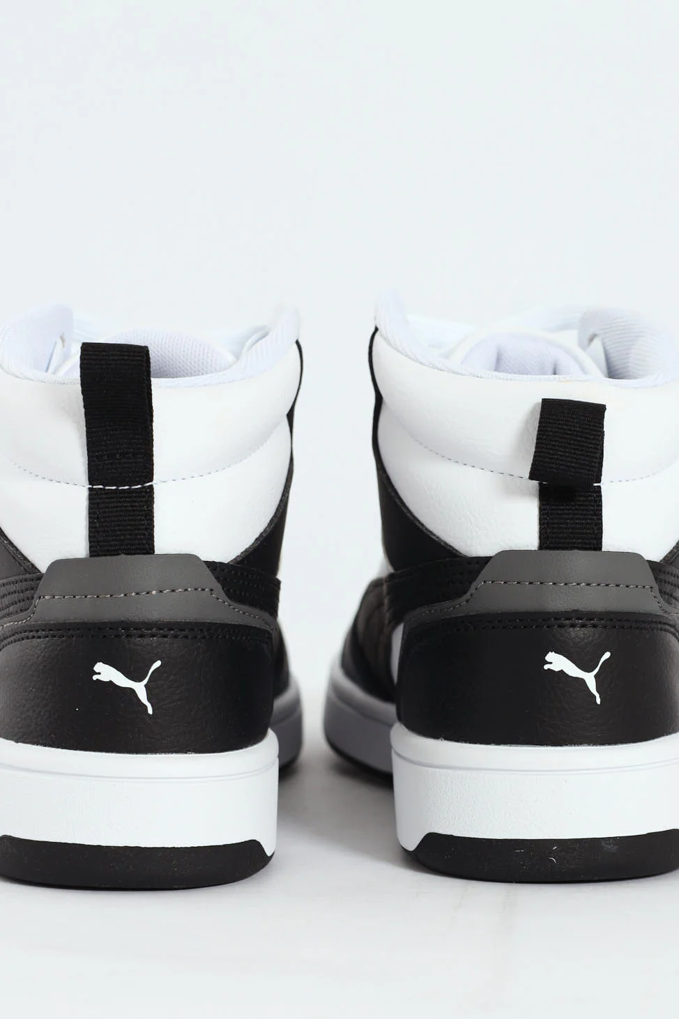 Boys Rebound V6 Mid Jr Sneaker - White/Black - Image 6