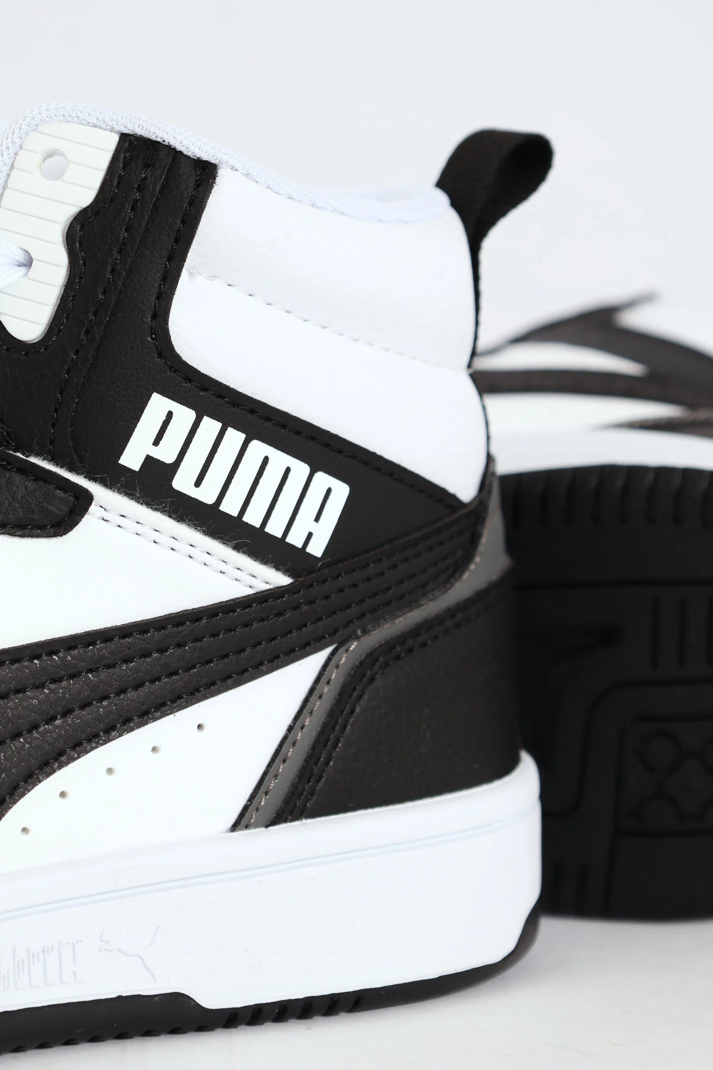 Boys Rebound V6 Mid Sneaker - White/Black - Image 6