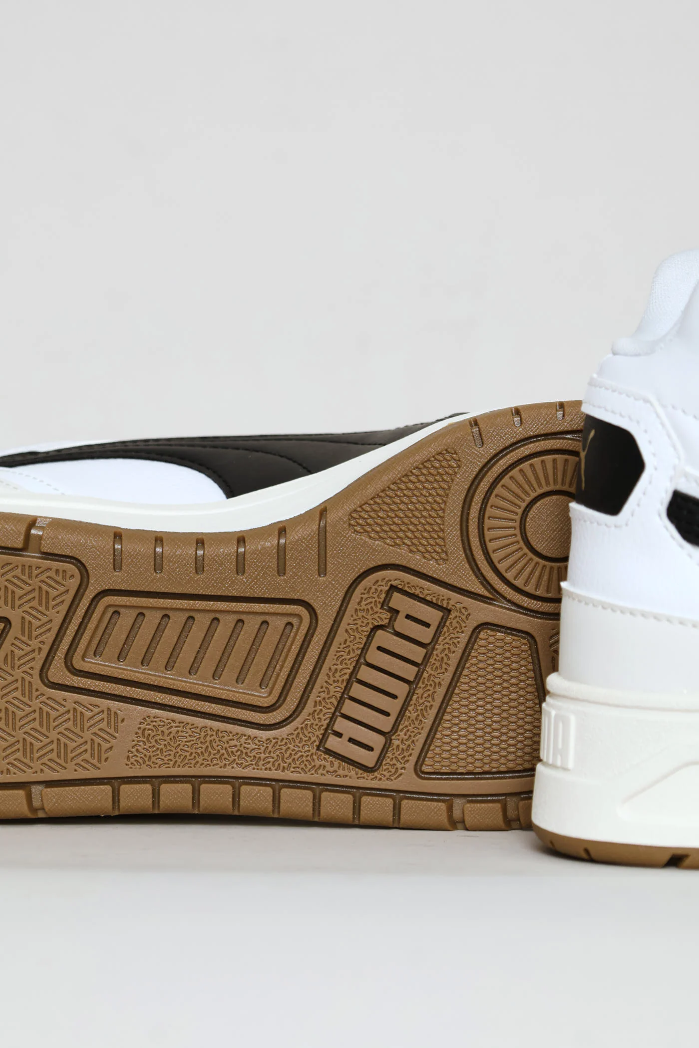 Boys Shuffle Downtown Mid Jr Sneaker - White/Black - Image 6