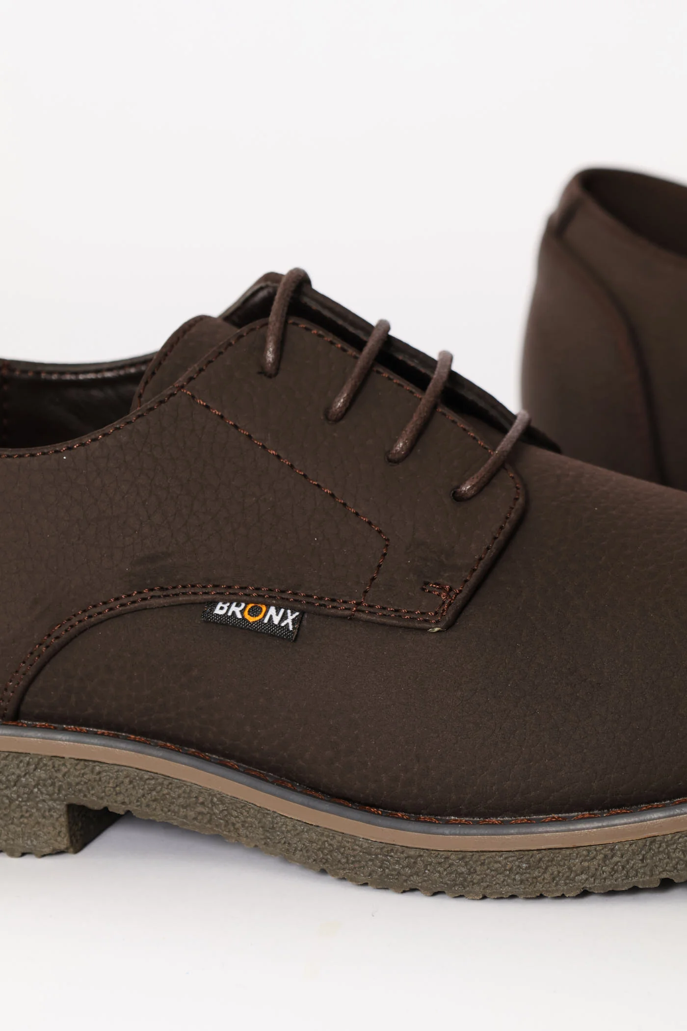 Bronx Lace Up Smart Casual Derby Shoe - Chocolate - Image 2