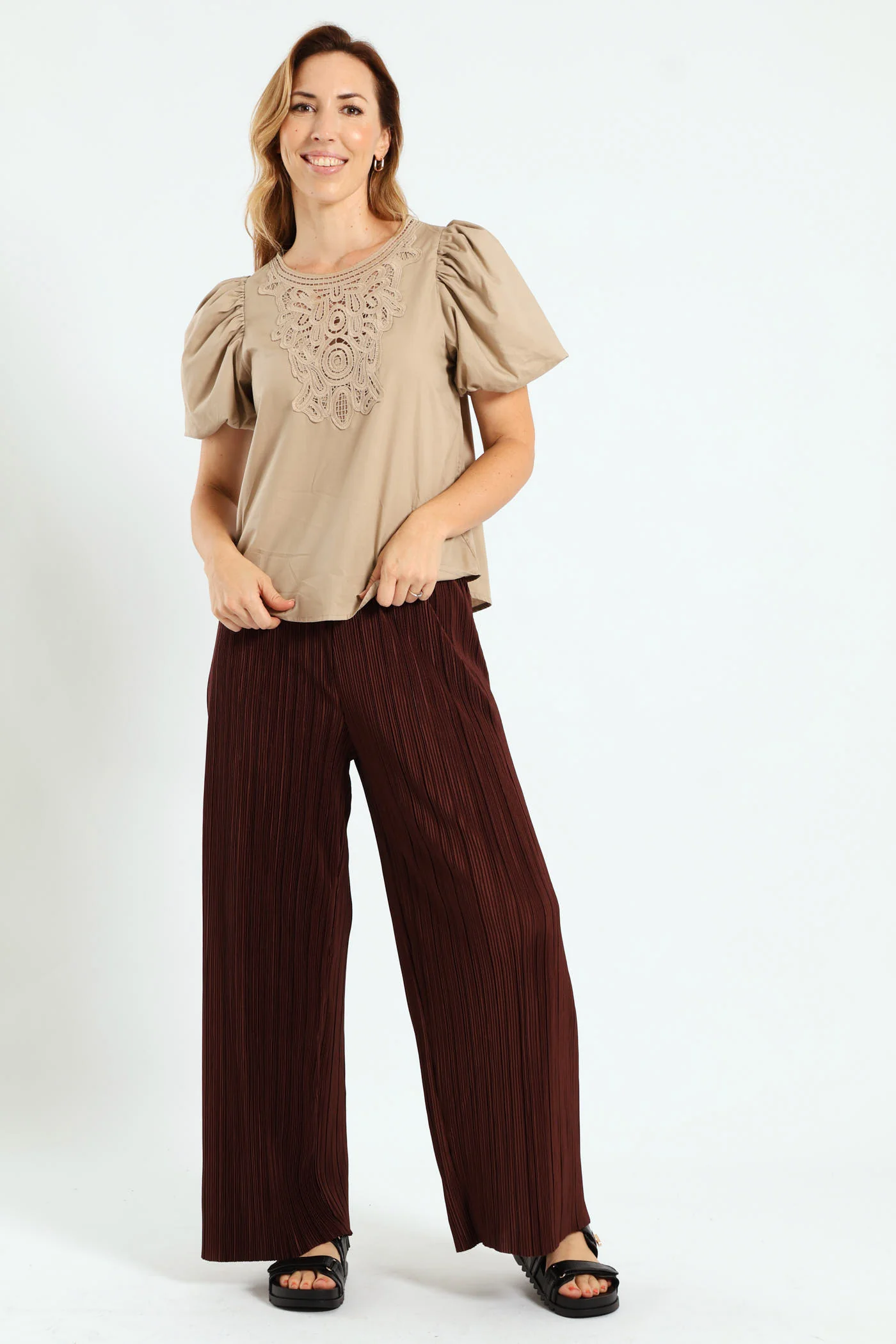 Bubble Sleeve Neck Motif Poplin Top - Dark Beige - Image 4
