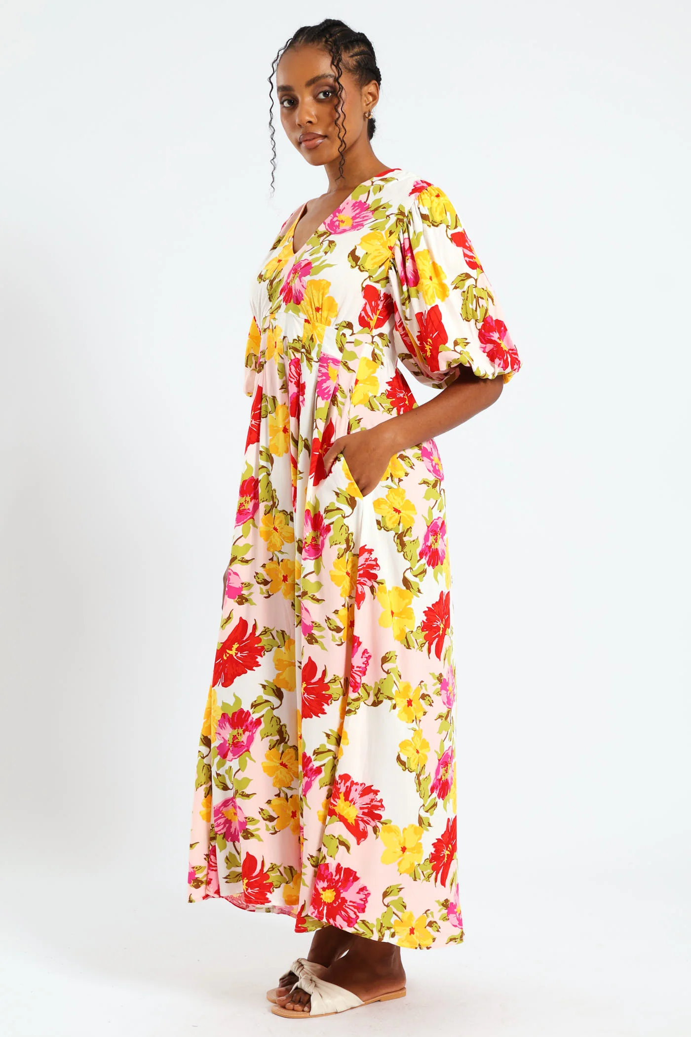 Bubble Sleeve V-Neck Pleat Detail Midaxi Dress - Image 3