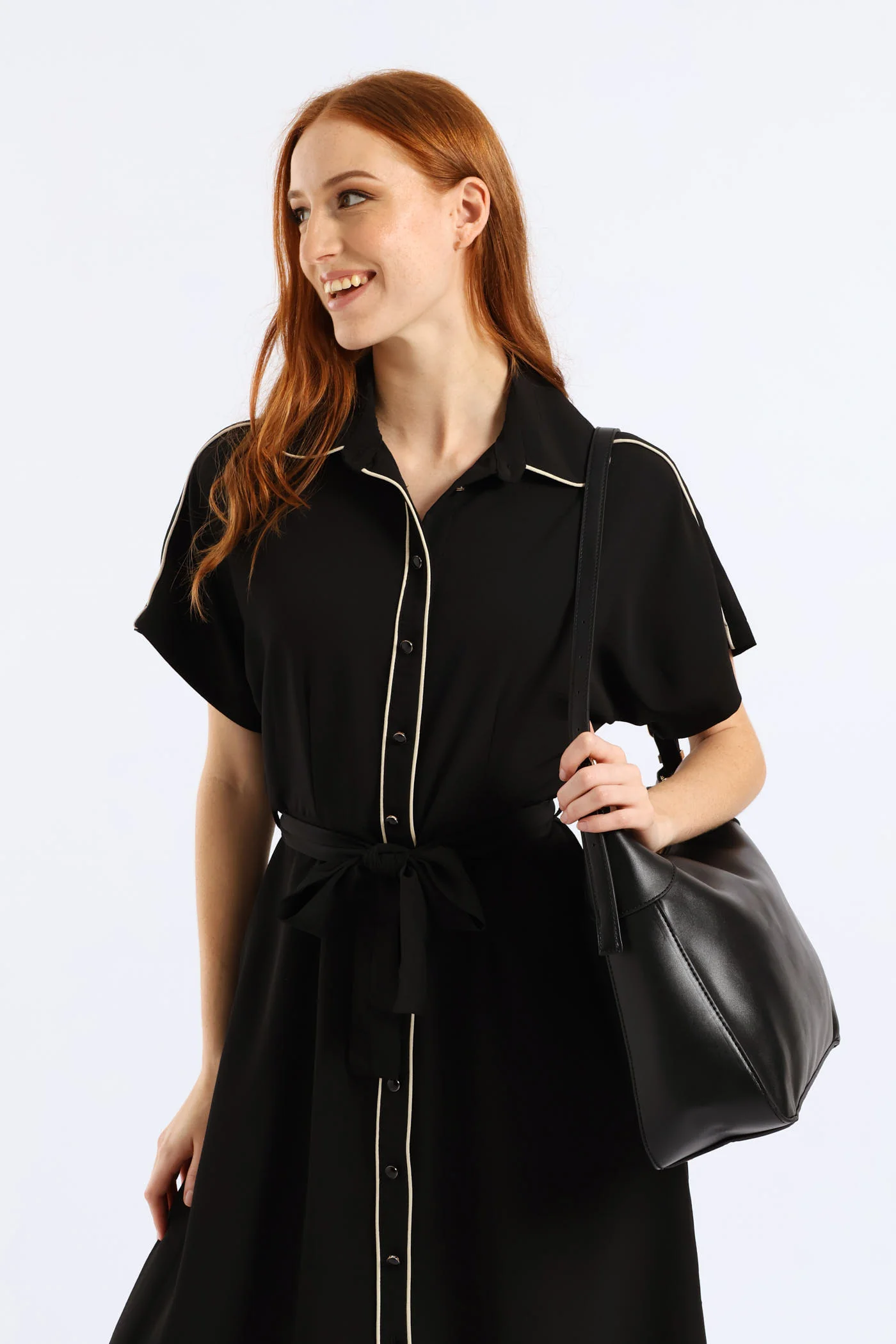 Buckle Detail Shoulder Bag - Black - Image 6