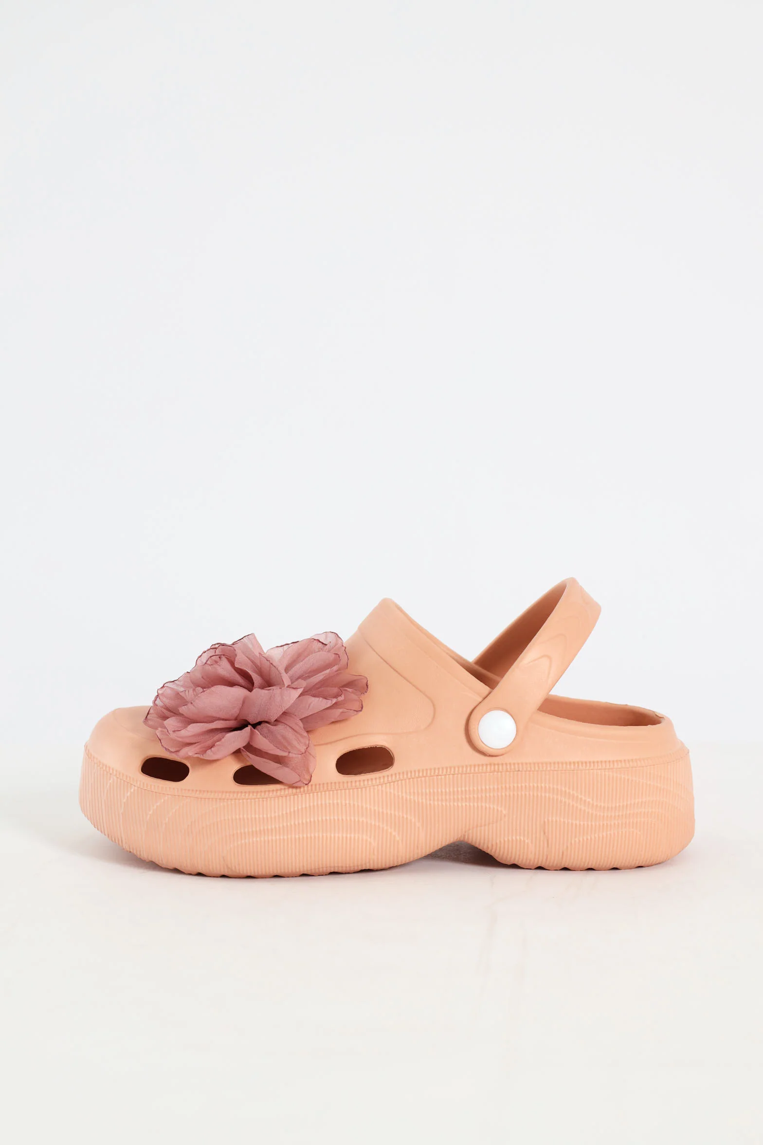 Bumper With Floral Detail Clog - Mink - Image 4