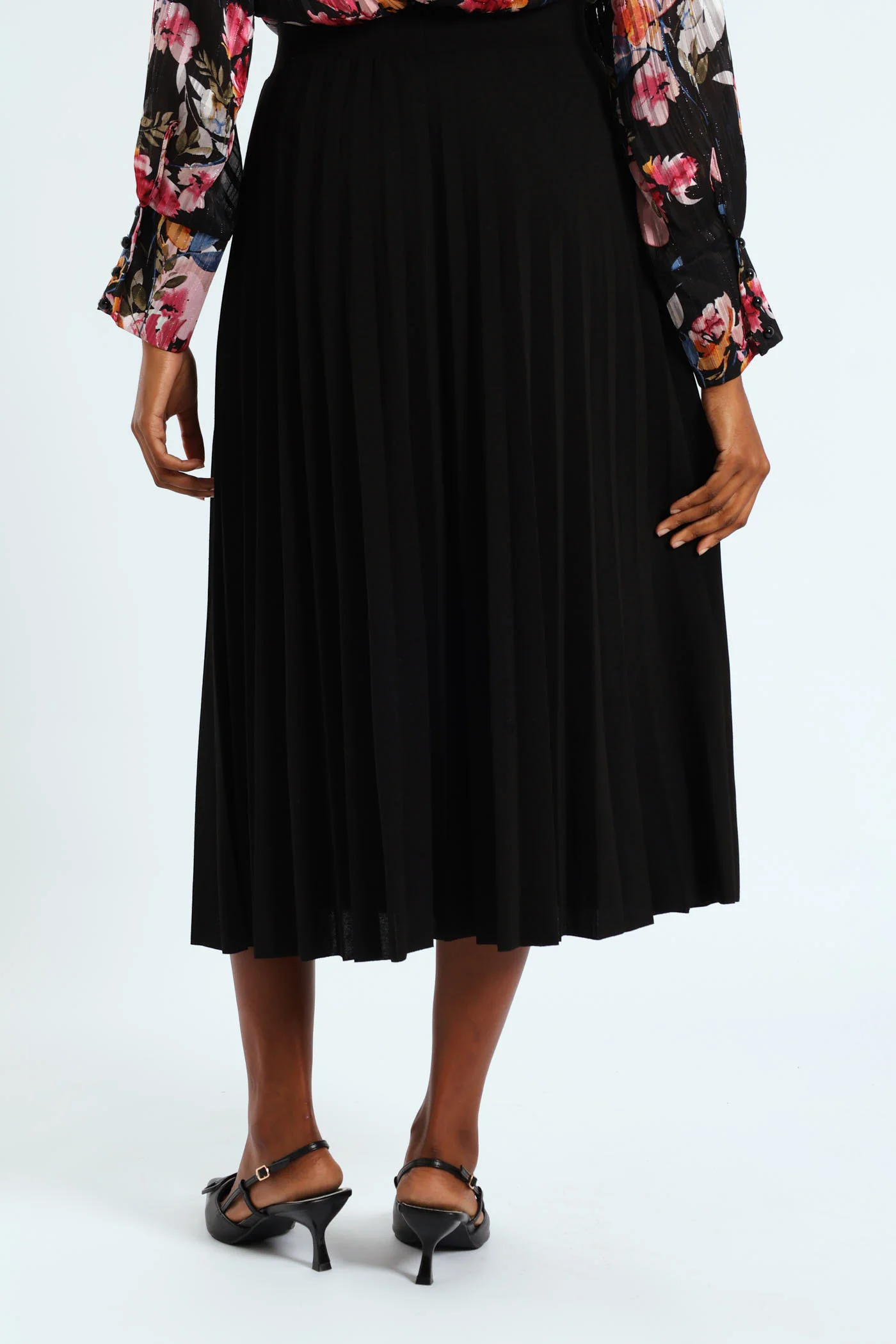 Button Through Pleated Midi Skirt - Black - Image 4