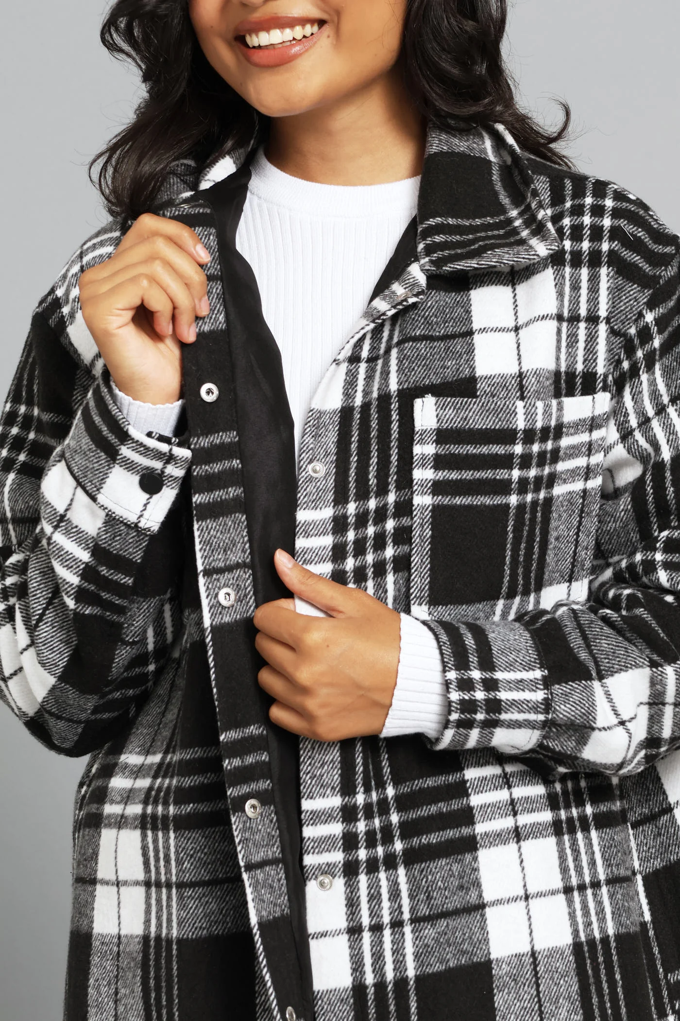 Button Through Pocket Detail Oversized Heavy Lined Melton Jacket - Black/White - Image 3