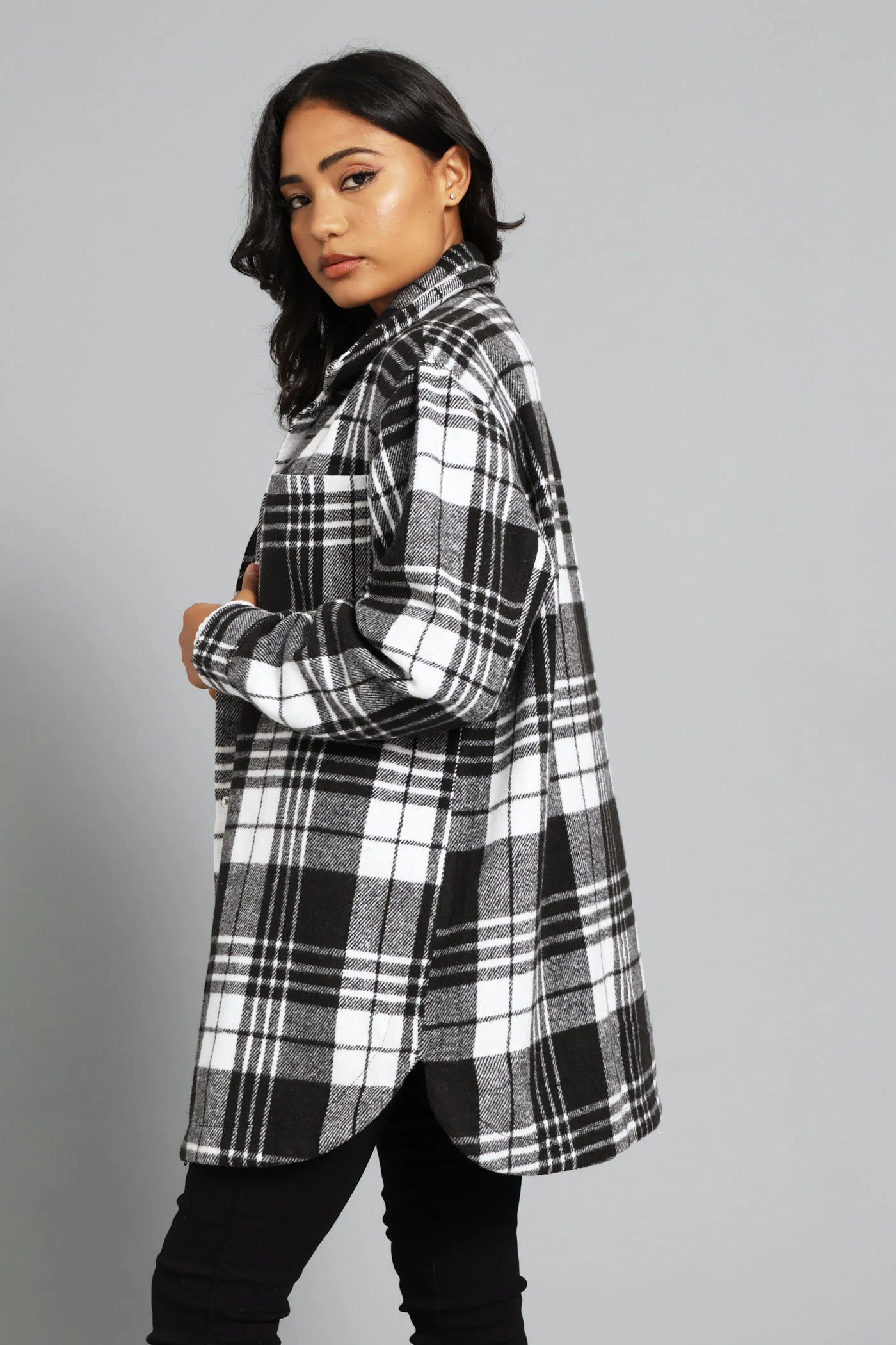 Button Through Pocket Detail Oversized Heavy Lined Melton Jacket - Black/White - Image 5