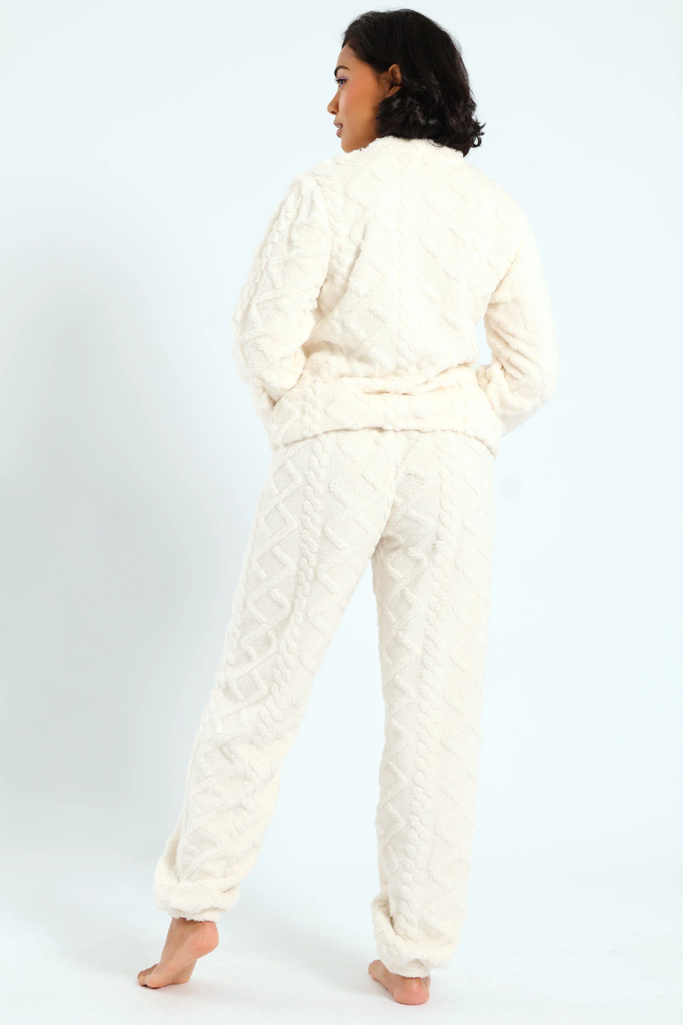 Cable Knit Cosy Jogger Set - White - Image 4