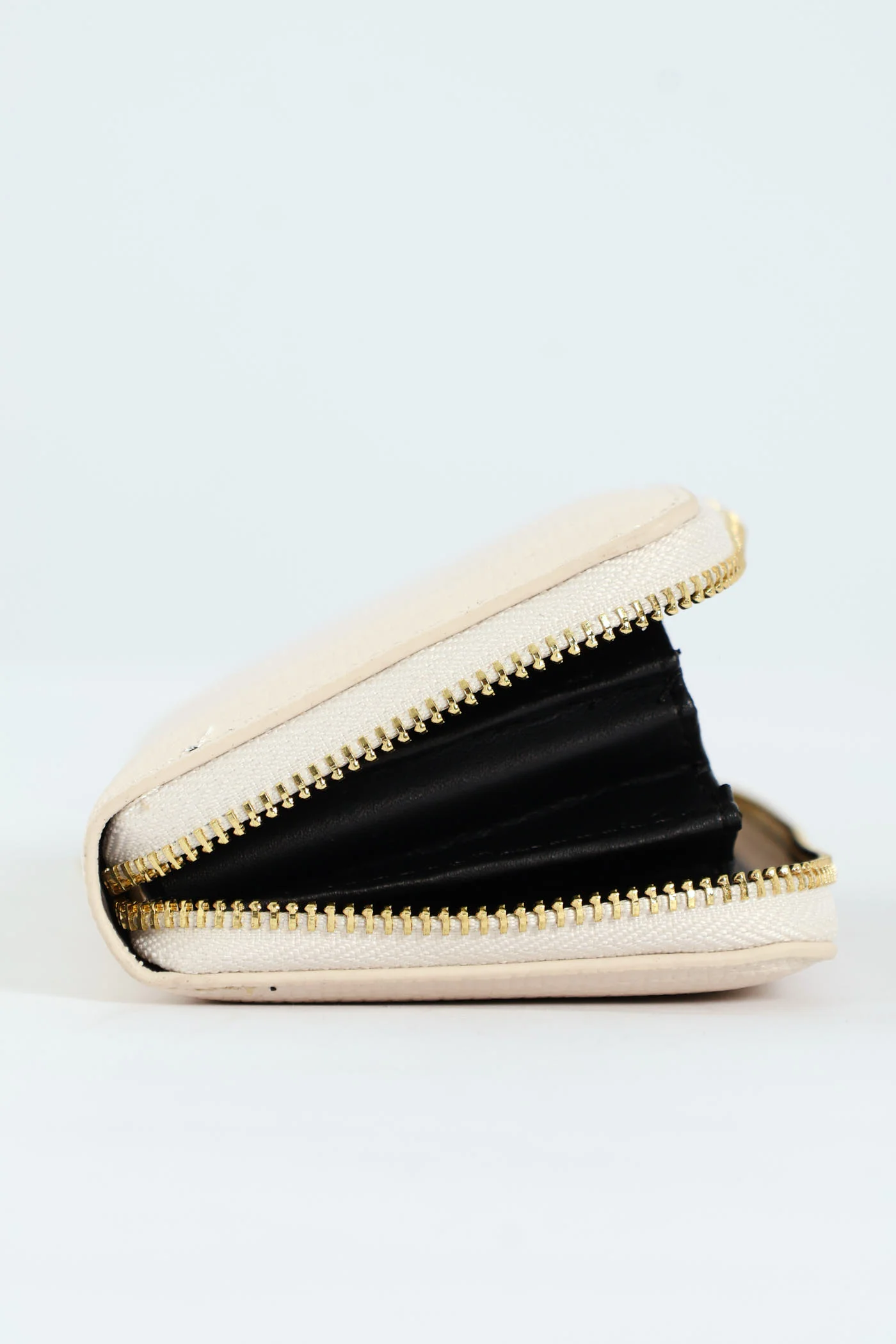 Carrie Pebble Raised Logo Ziparound Purse - Cream - Image 6