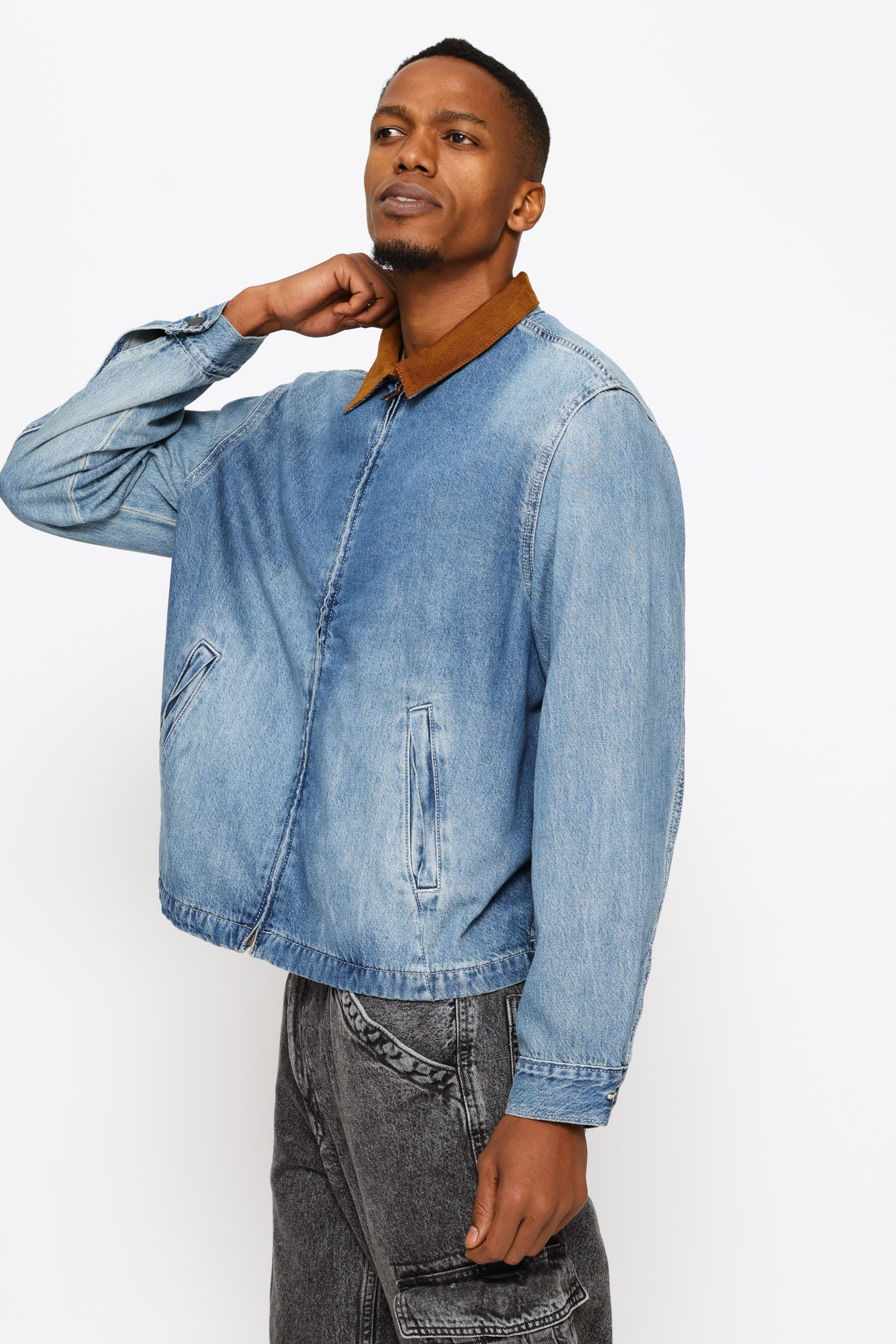 Castro Full Zip Light It Up Trucker Jacket - Mid Wash - Image 3