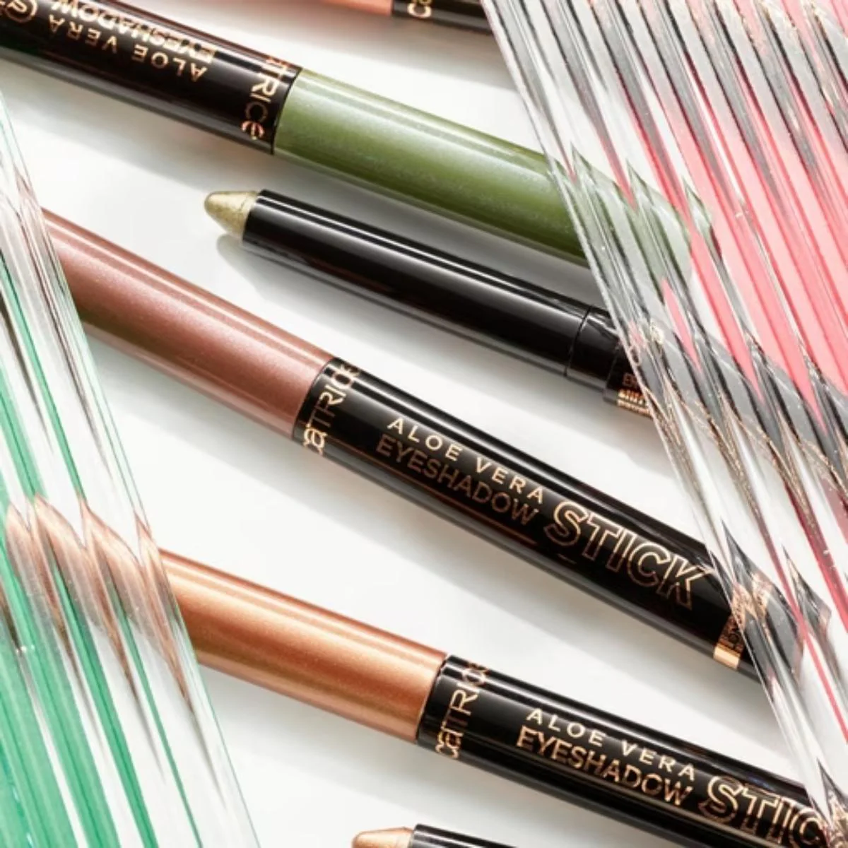 Aloe Vera Eyeshadow Stick - Image 19